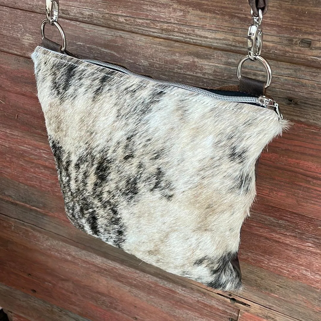 017 Shania - Light Brindle w/ Blank Slate