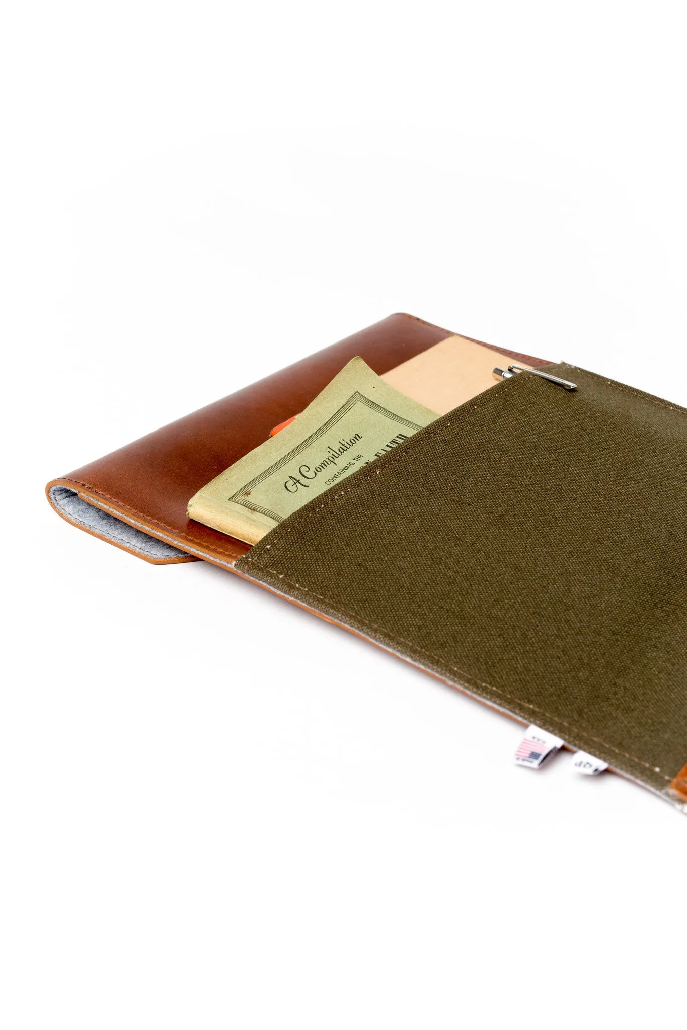 15" Laptop Case - Tan and Green - Monogram