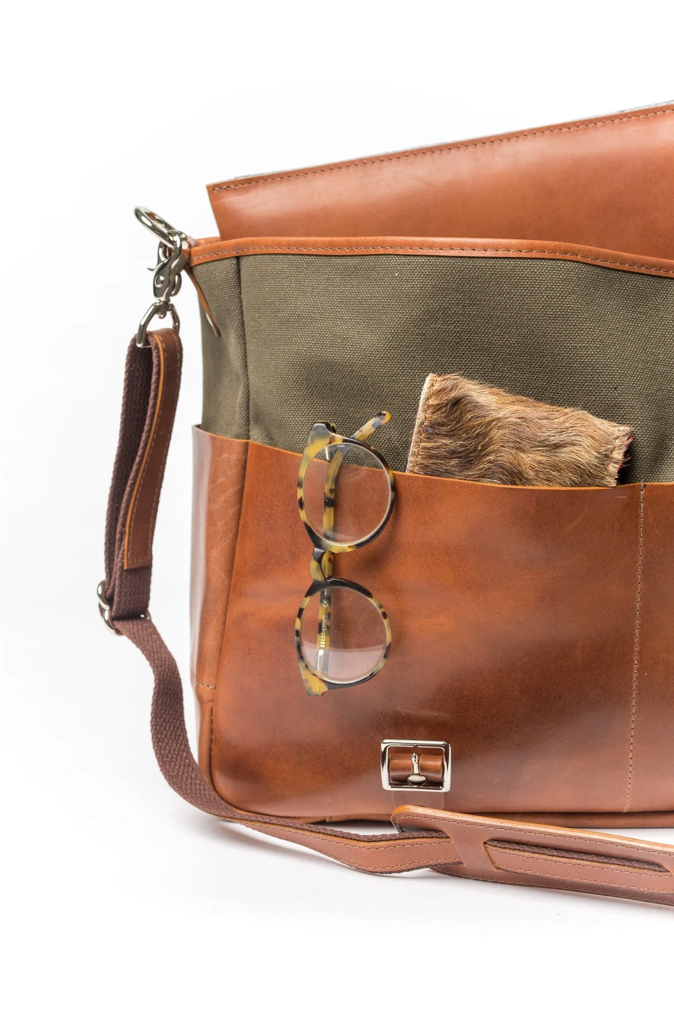 15" Laptop Case - Tan and Green - Monogram