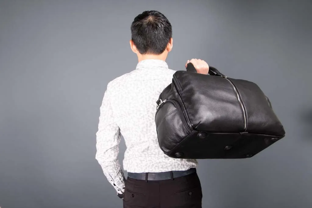 AVONDALE | Leather Carry-All 17" Laptop Duffel