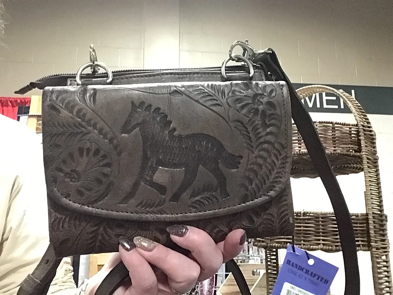 AW101 - Crossbody w/horse