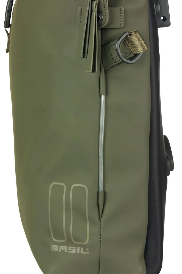 Basil - Soho MIK Studs Bicycle Shoulderbag With LED (MIK Studs)