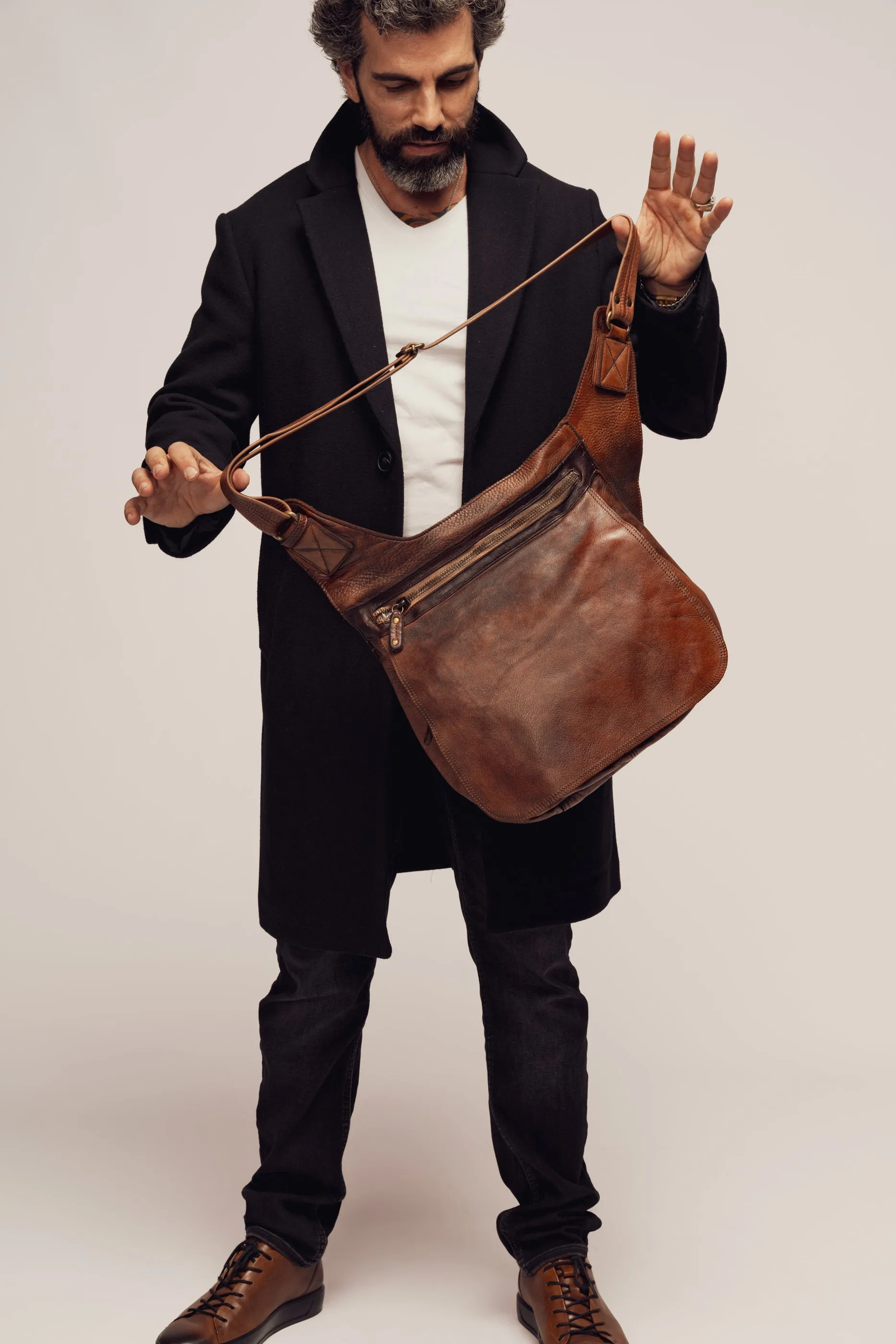 BAYSIDE84 Crossbody Saddle Bag - Cigar Brown - CANADA MEN'S