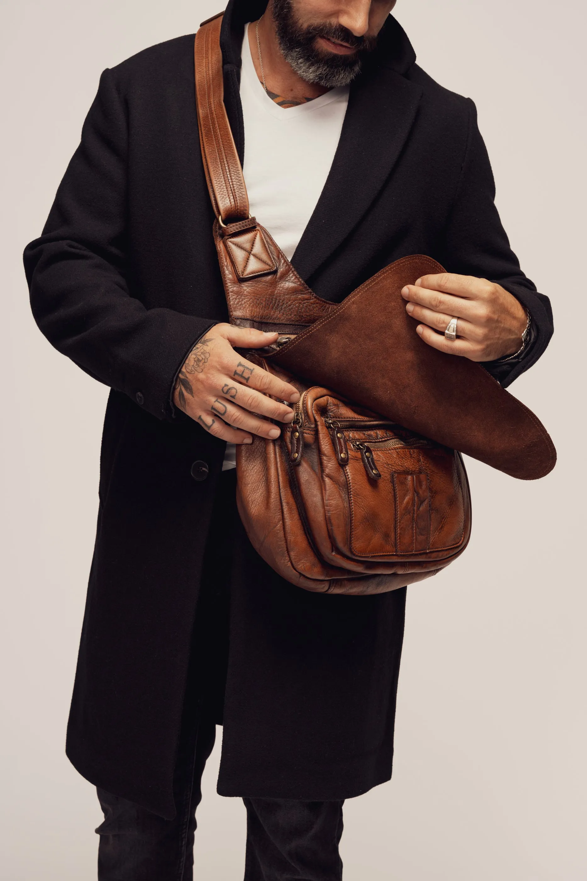 BAYSIDE84 Crossbody Saddle Bag - Cigar Brown - CANADA MEN'S