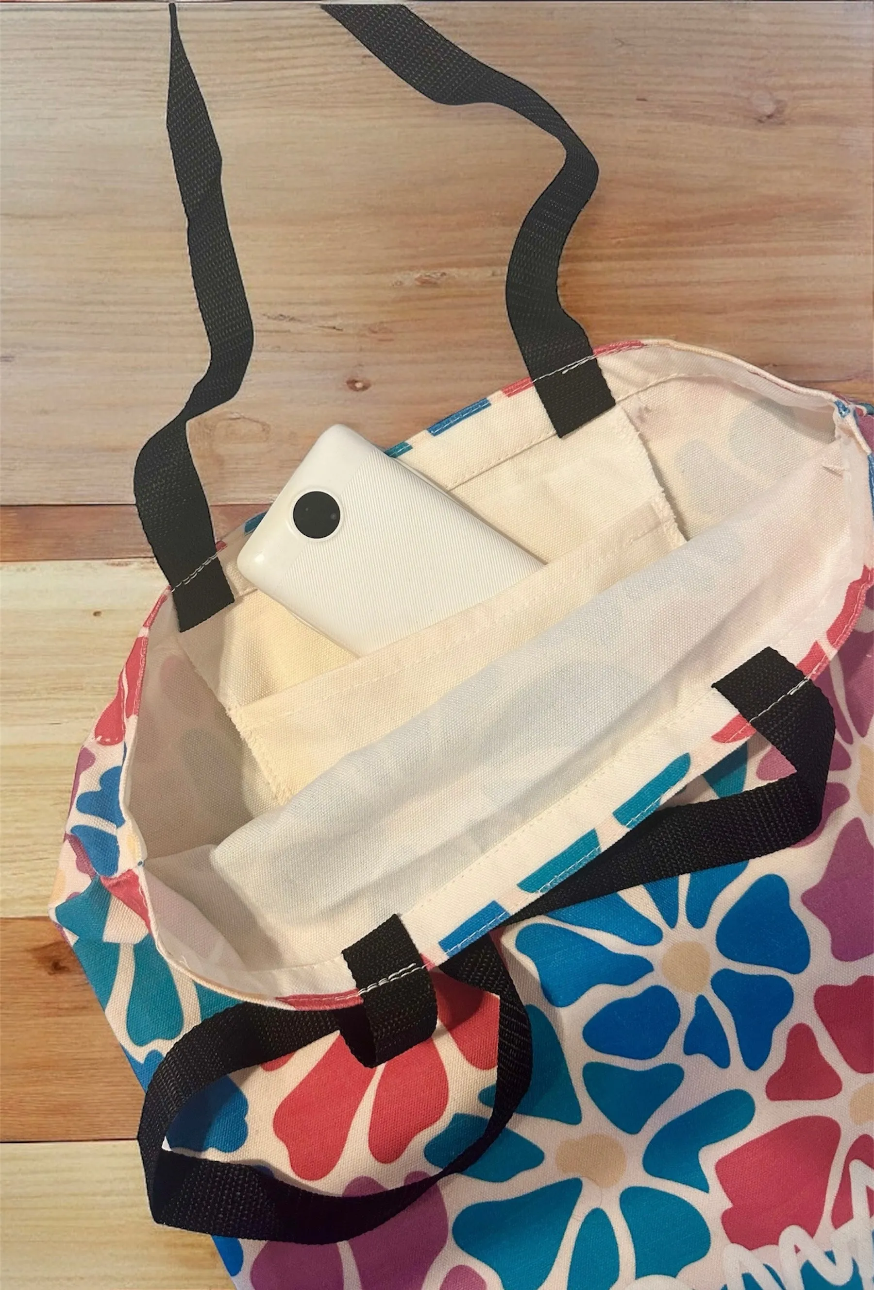 BEATRIZ Tote Bag