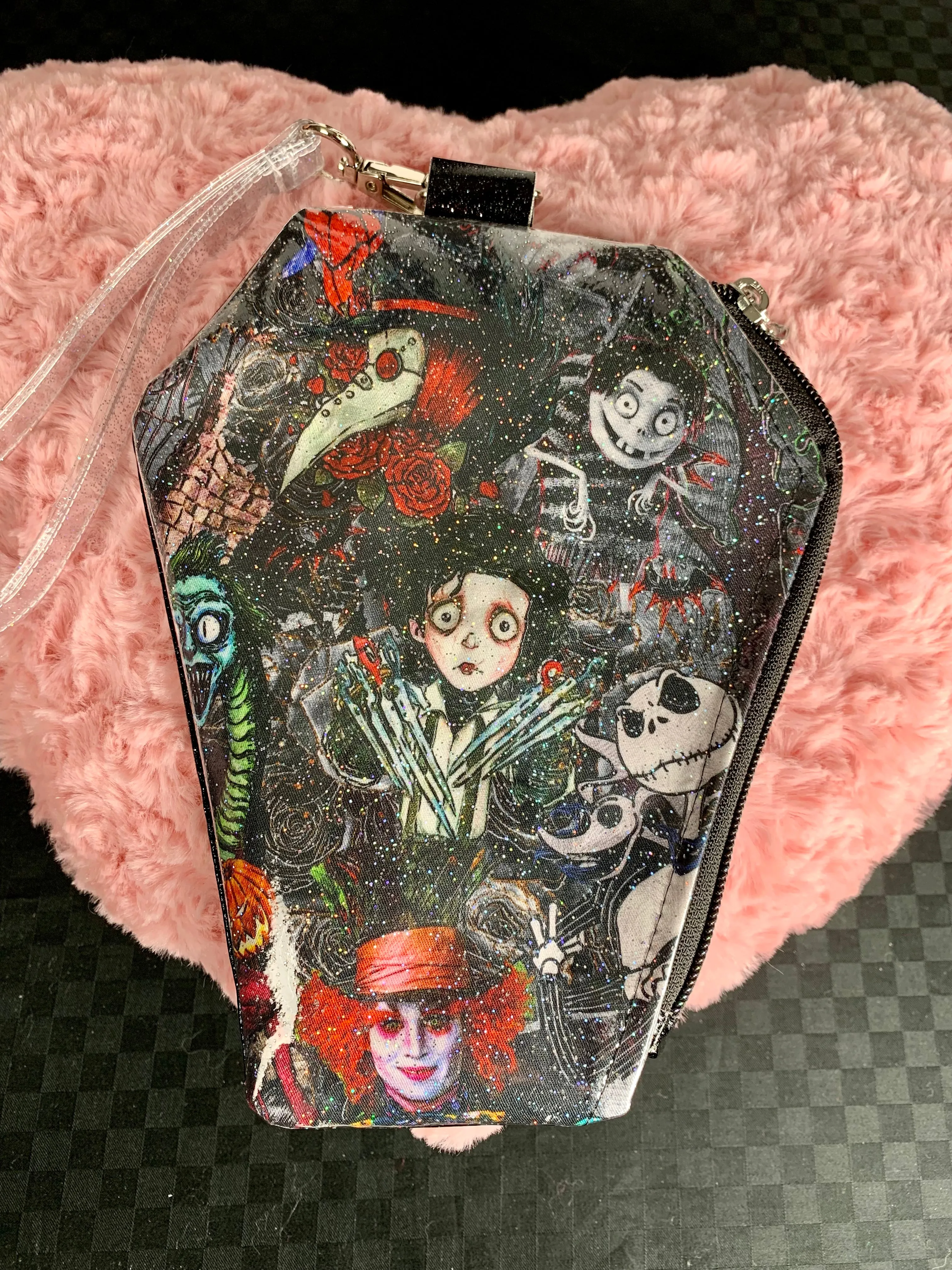 Best of Burton black fan art wristlet bag