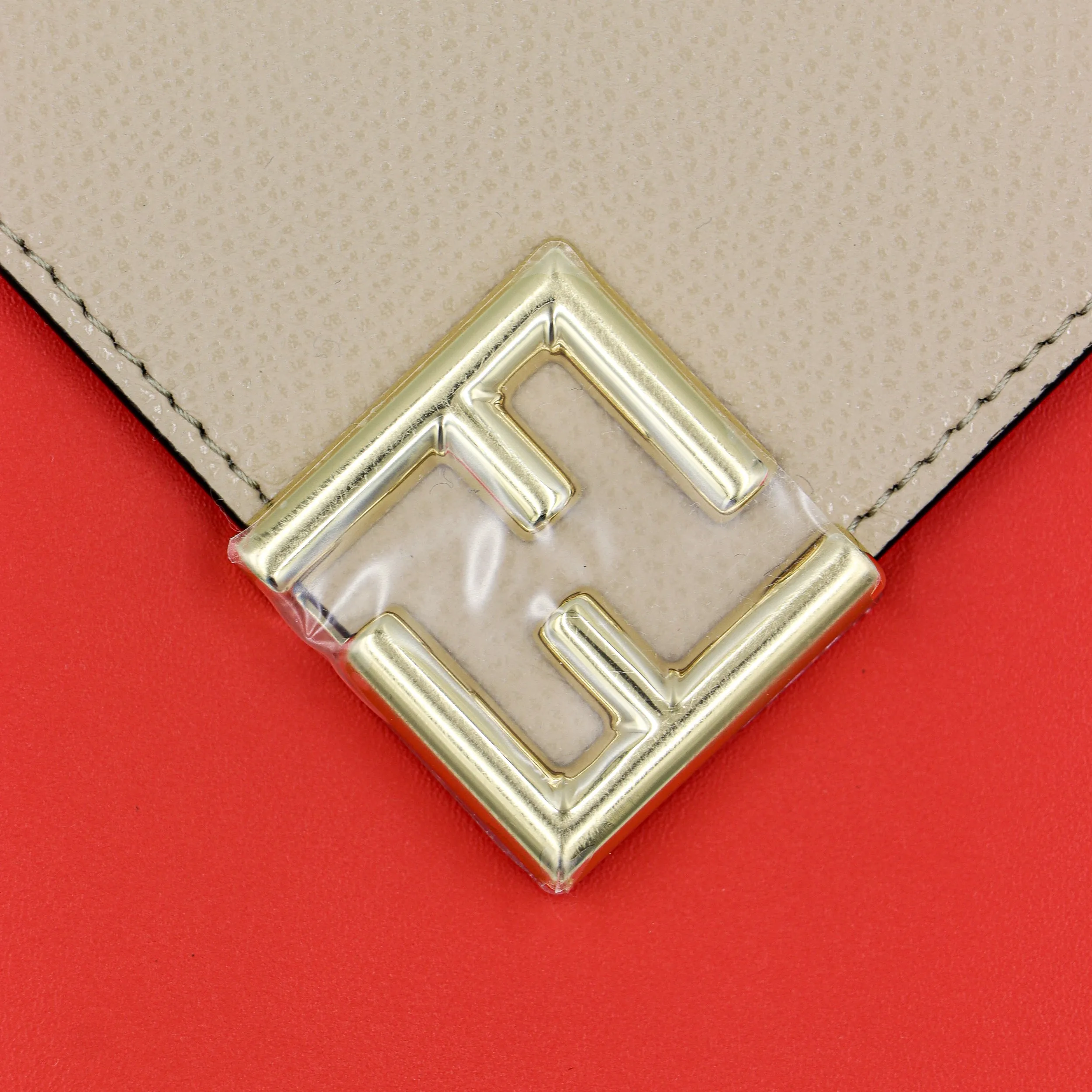 Bolsa Fendi
