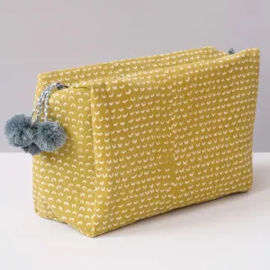 Cam Golden Block Printed Toiletry Bag