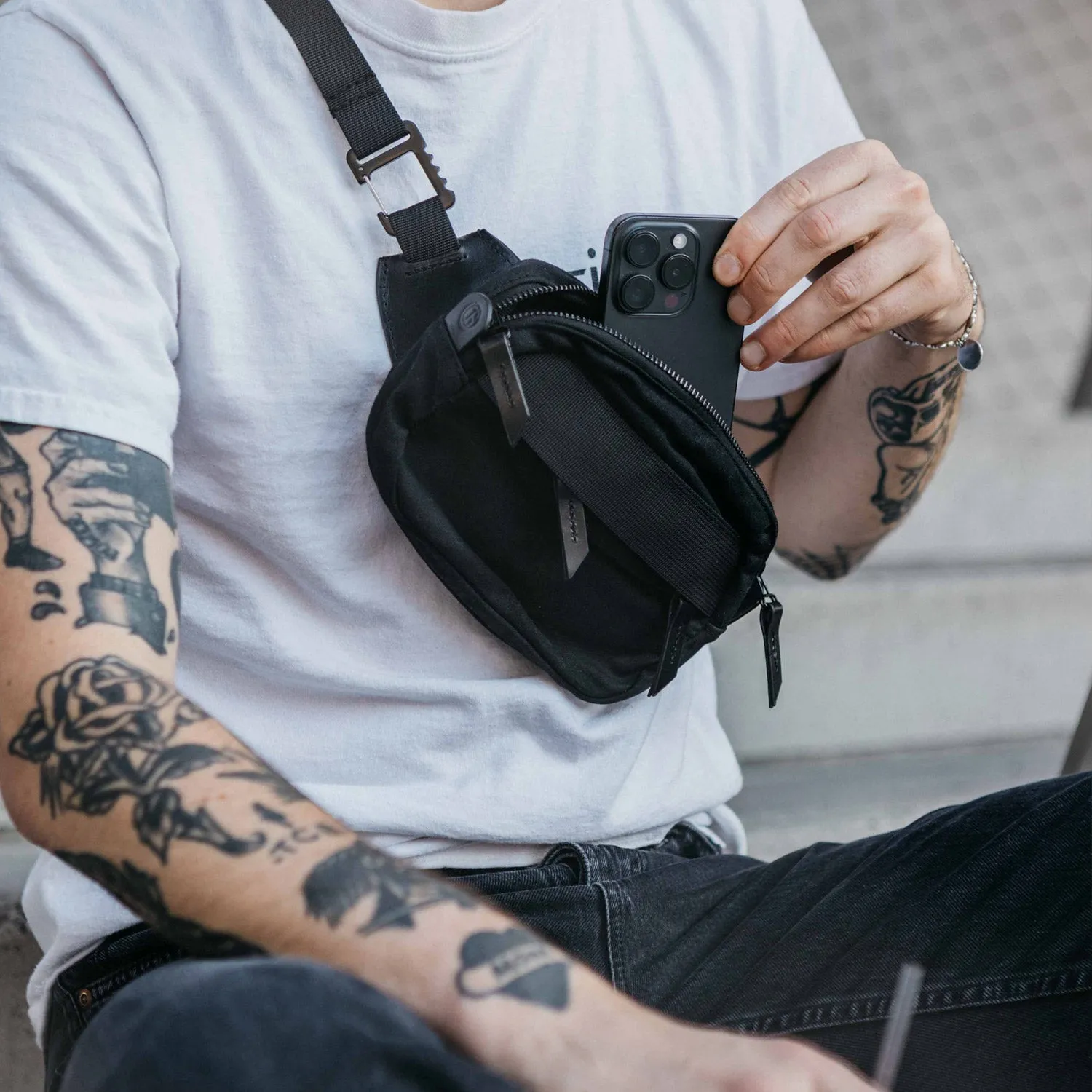 Canyon Crossbody Mini - Onyx Waxed Canvas