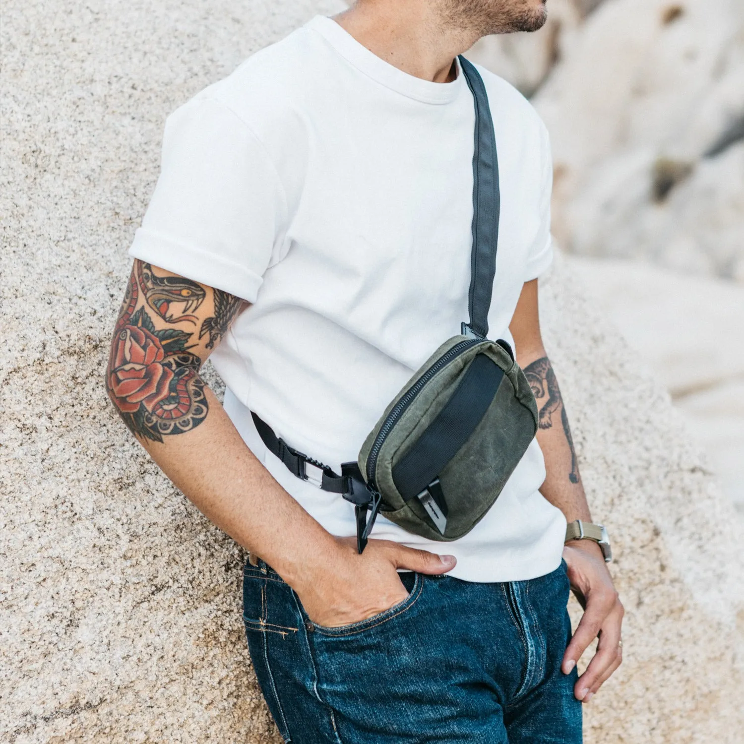 Canyon Crossbody Mini - Onyx Waxed Canvas