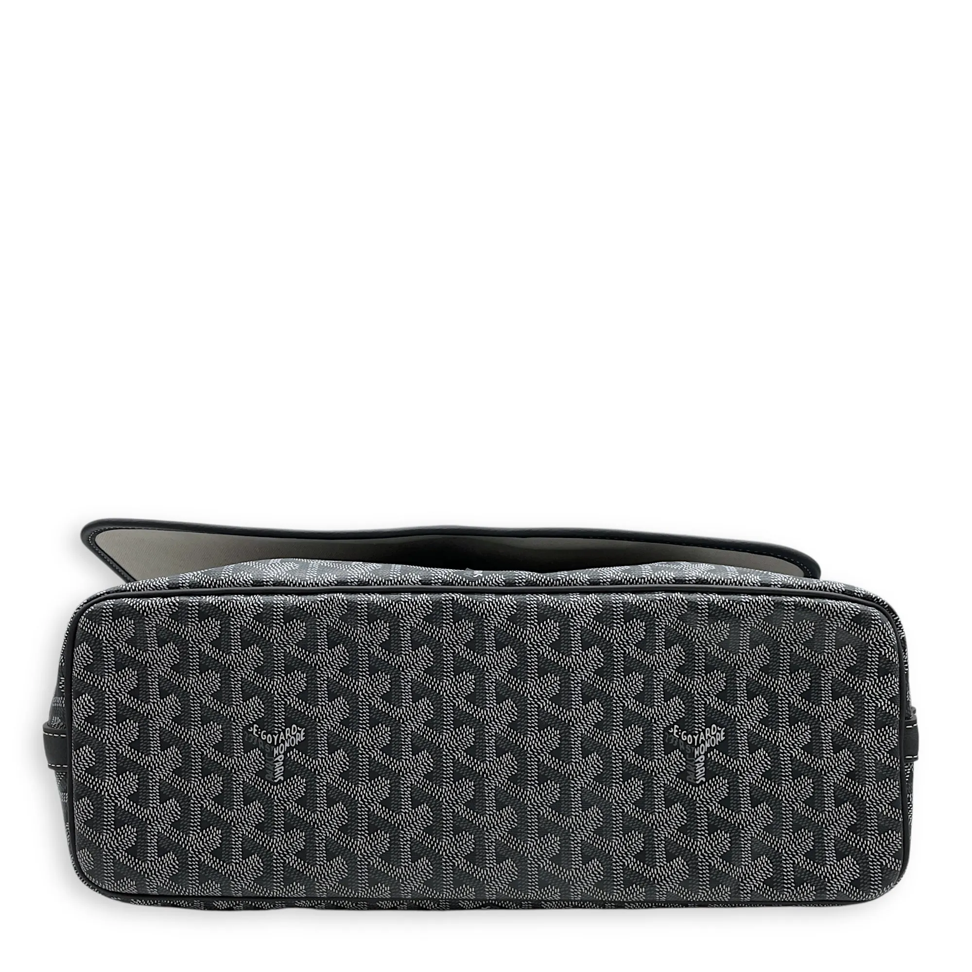 Capetien MM Grey Crossbody Bag in Goyardine canvas, Silver hardware