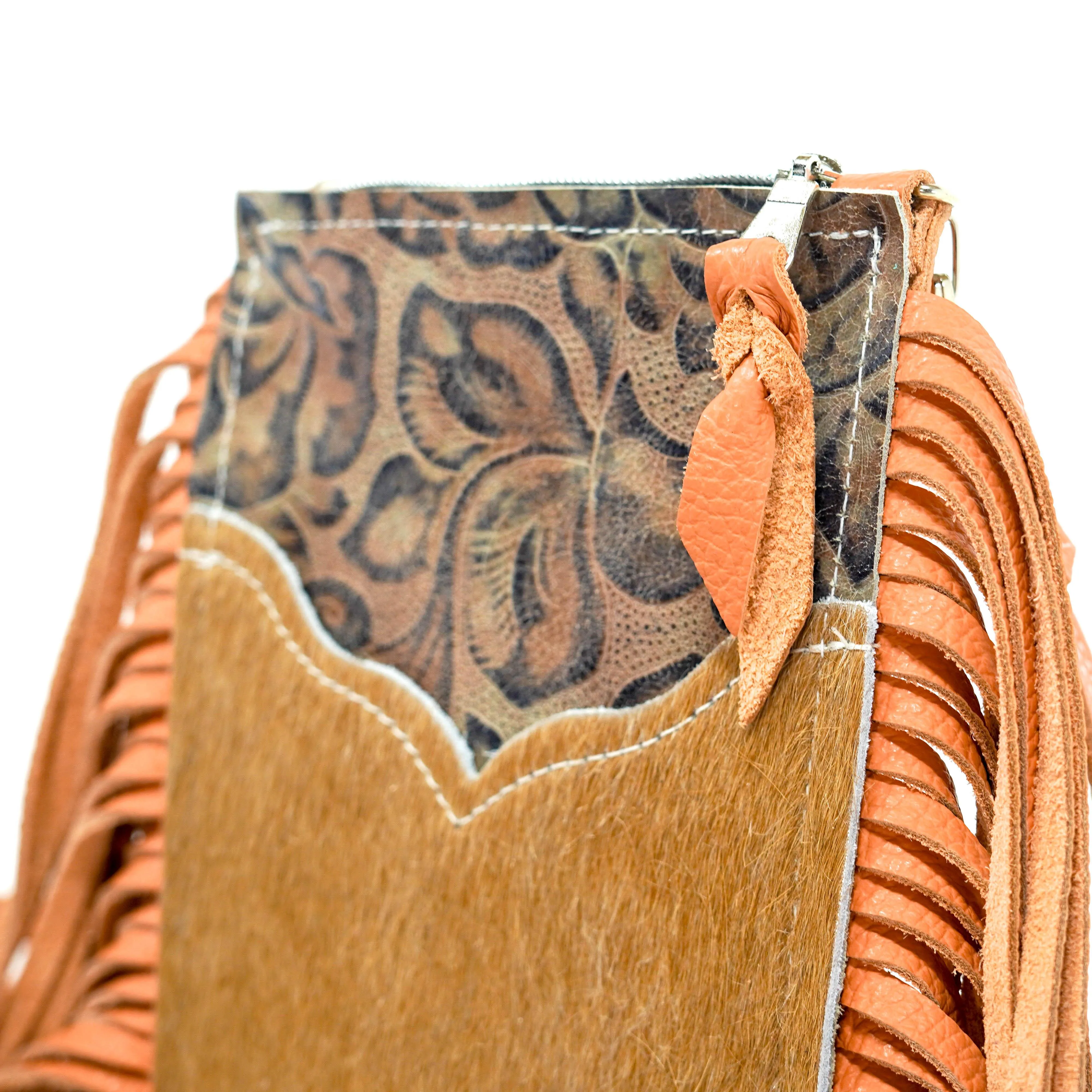 Carrie - Palomino w/ Antique Sundance Roses