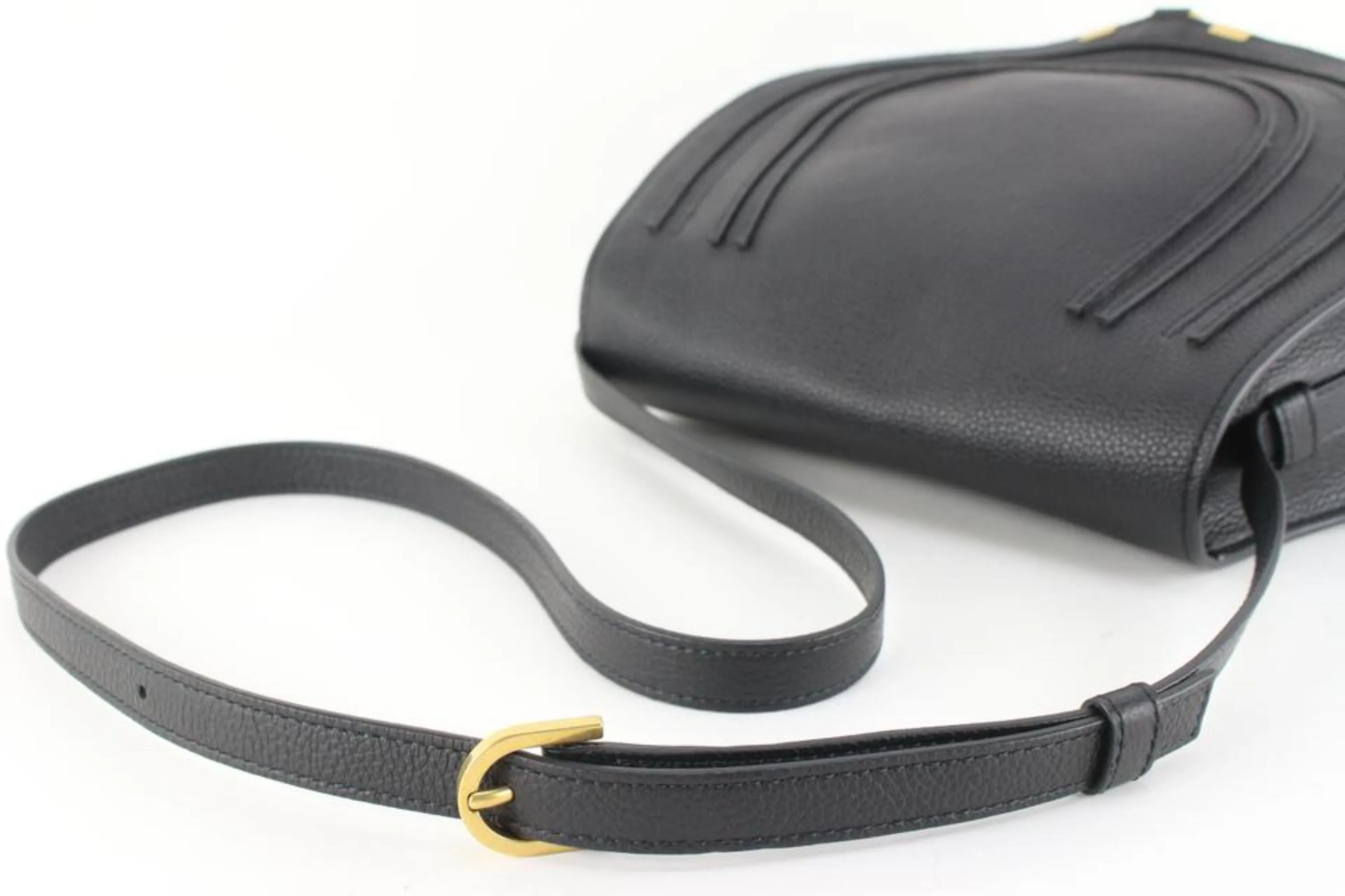Chloé Black Calfskin Medium Marcie Round Crossbody Bag  20cl82s