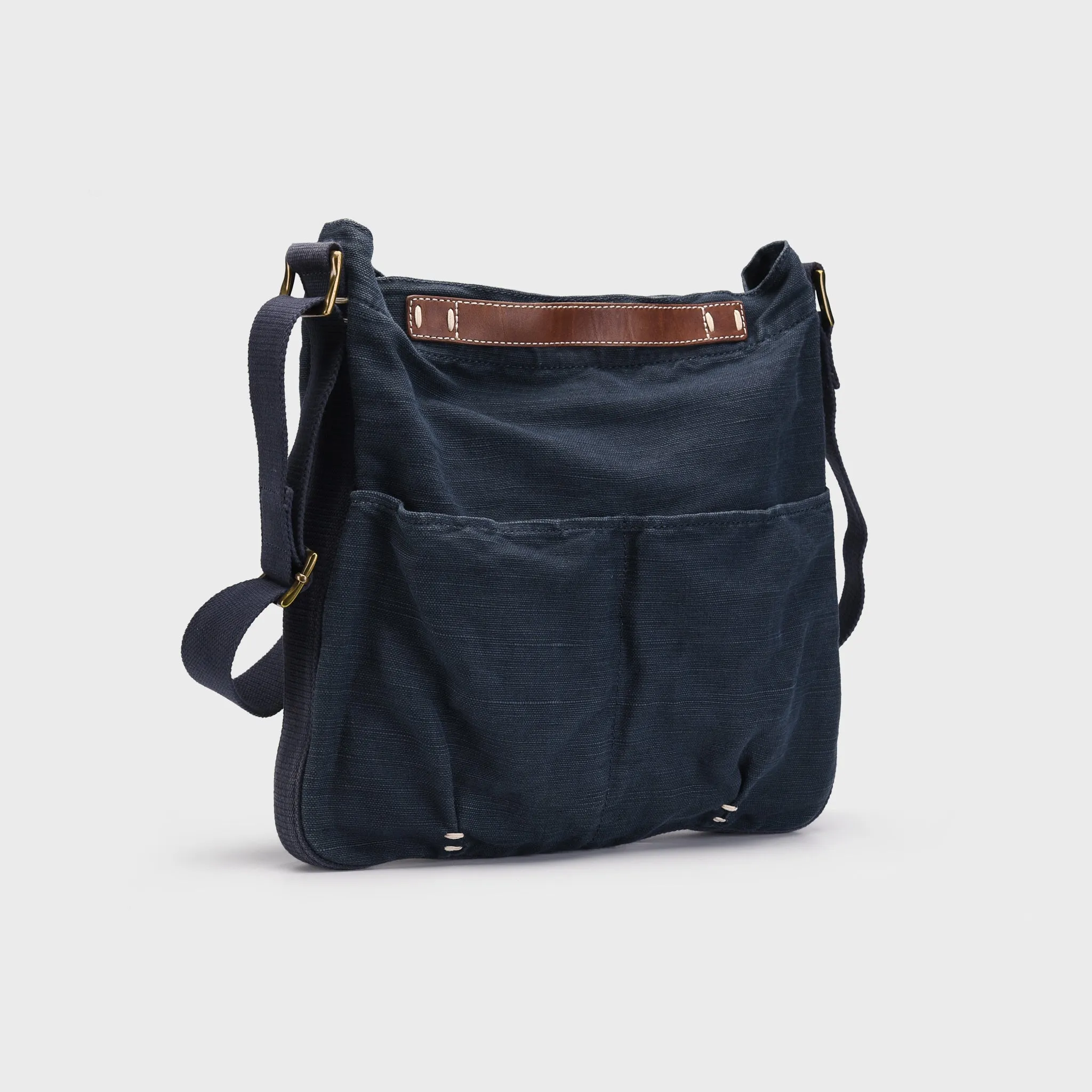 Classic Crossbody