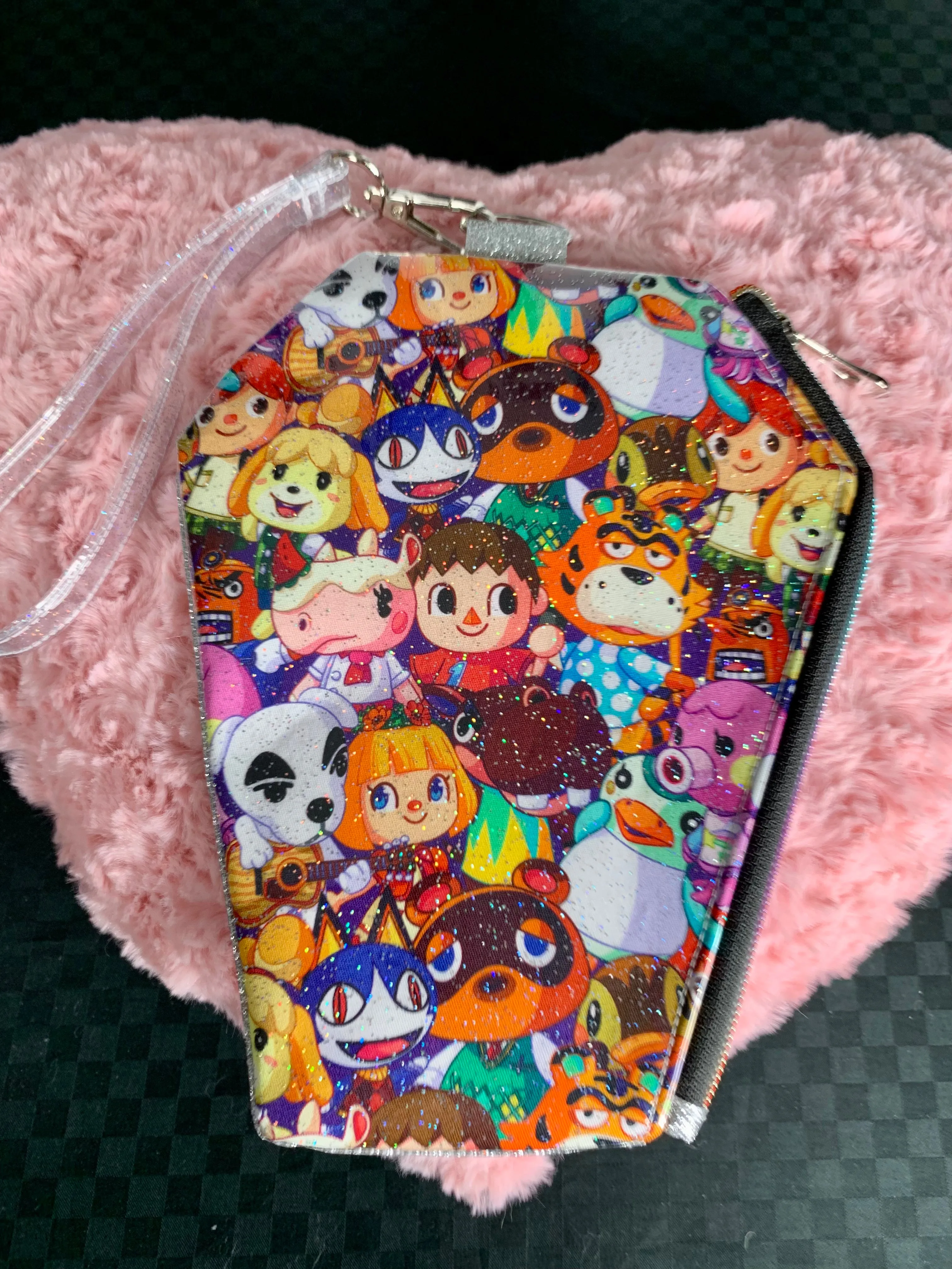 Crossing animals wristlet bag
