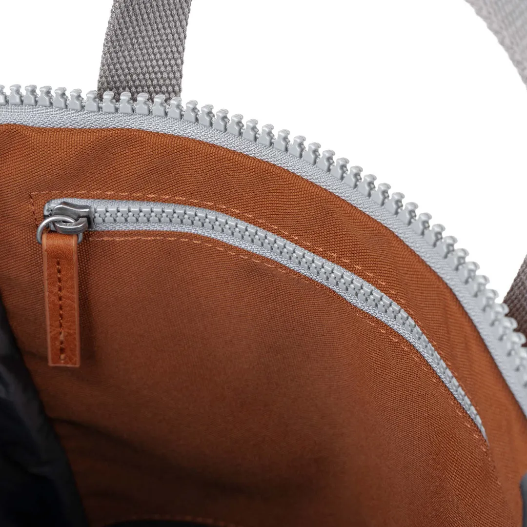 FINCHLEY A BRAN RECYCLED CANVAS MEDIUM