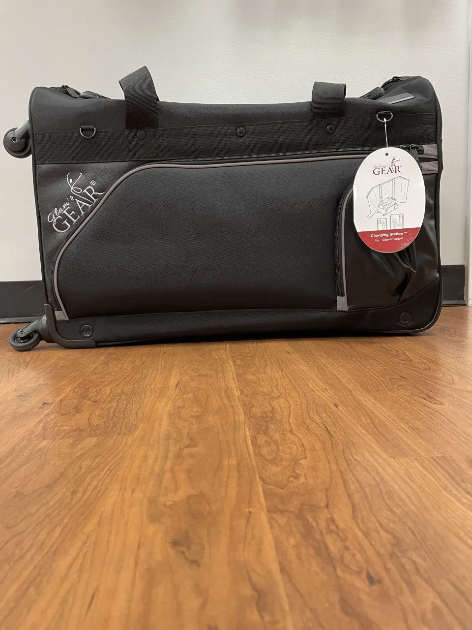 Glam'r Gear Standard with Curtain *NO DISCOUNTS APPLY