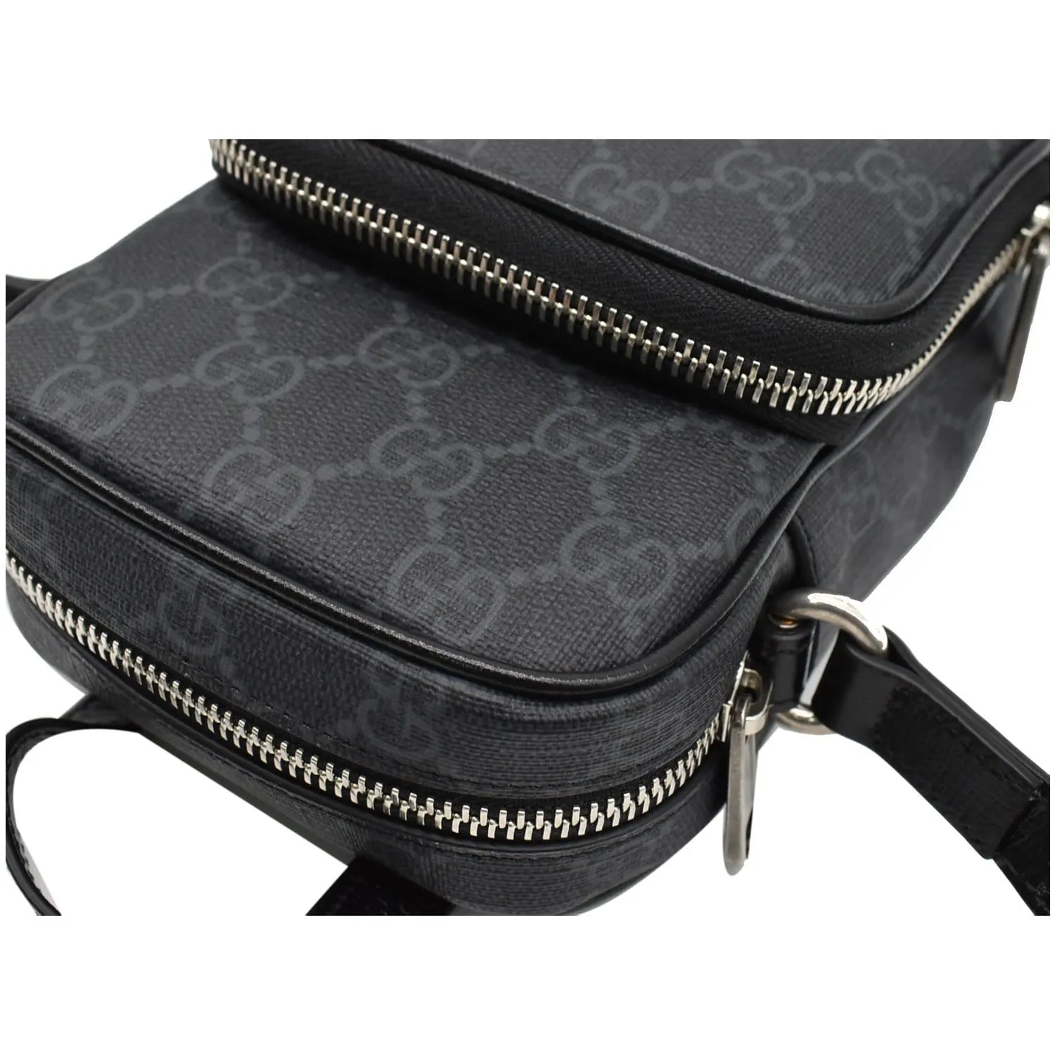 GUCCI Mini Interlocking G Supreme Canvas GG Crossbody Bag 672952 - 25% OFF