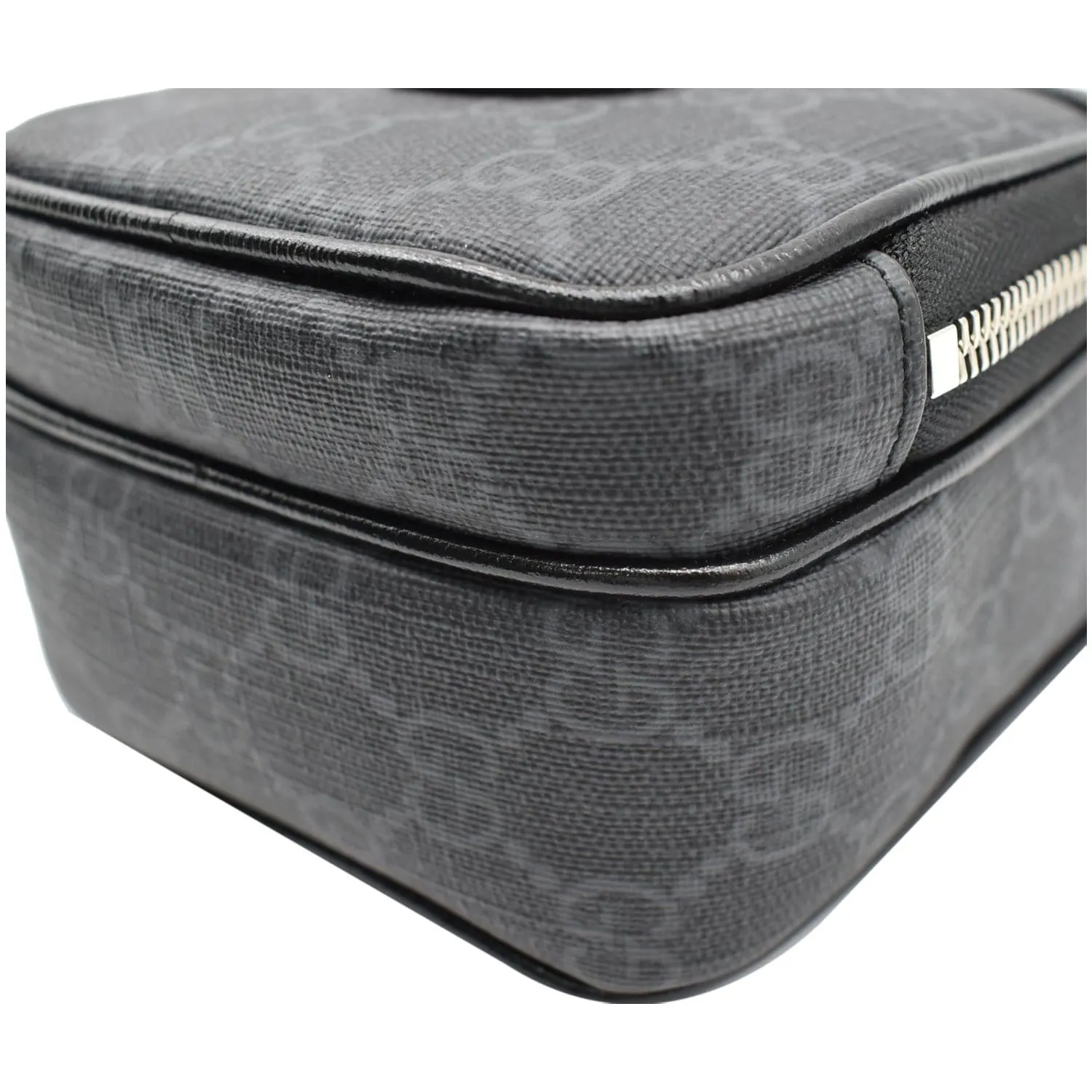 GUCCI Mini Interlocking G Supreme Canvas GG Crossbody Bag 672952 - 25% OFF