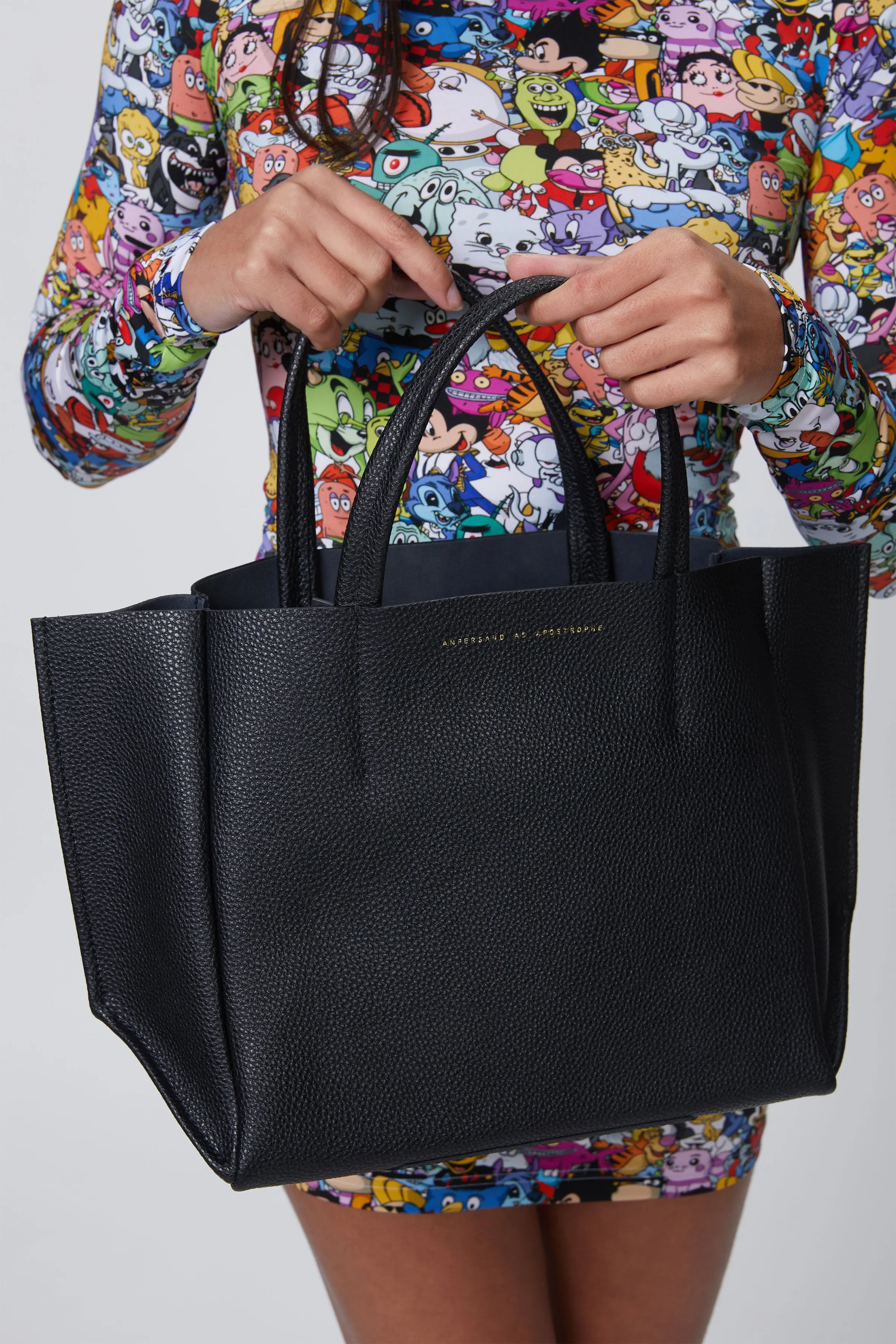 HALF TOTE