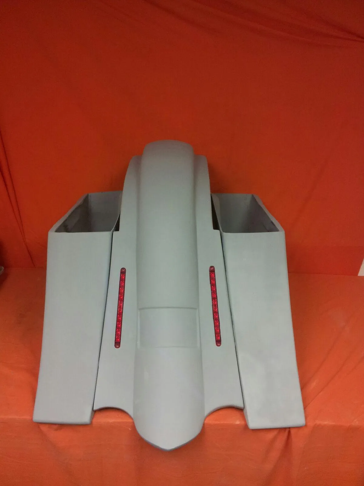 Harley Davidson 6" Heritage Softail Out & Down Extended Saddlebags No Lids   LED Fender No Cutouts