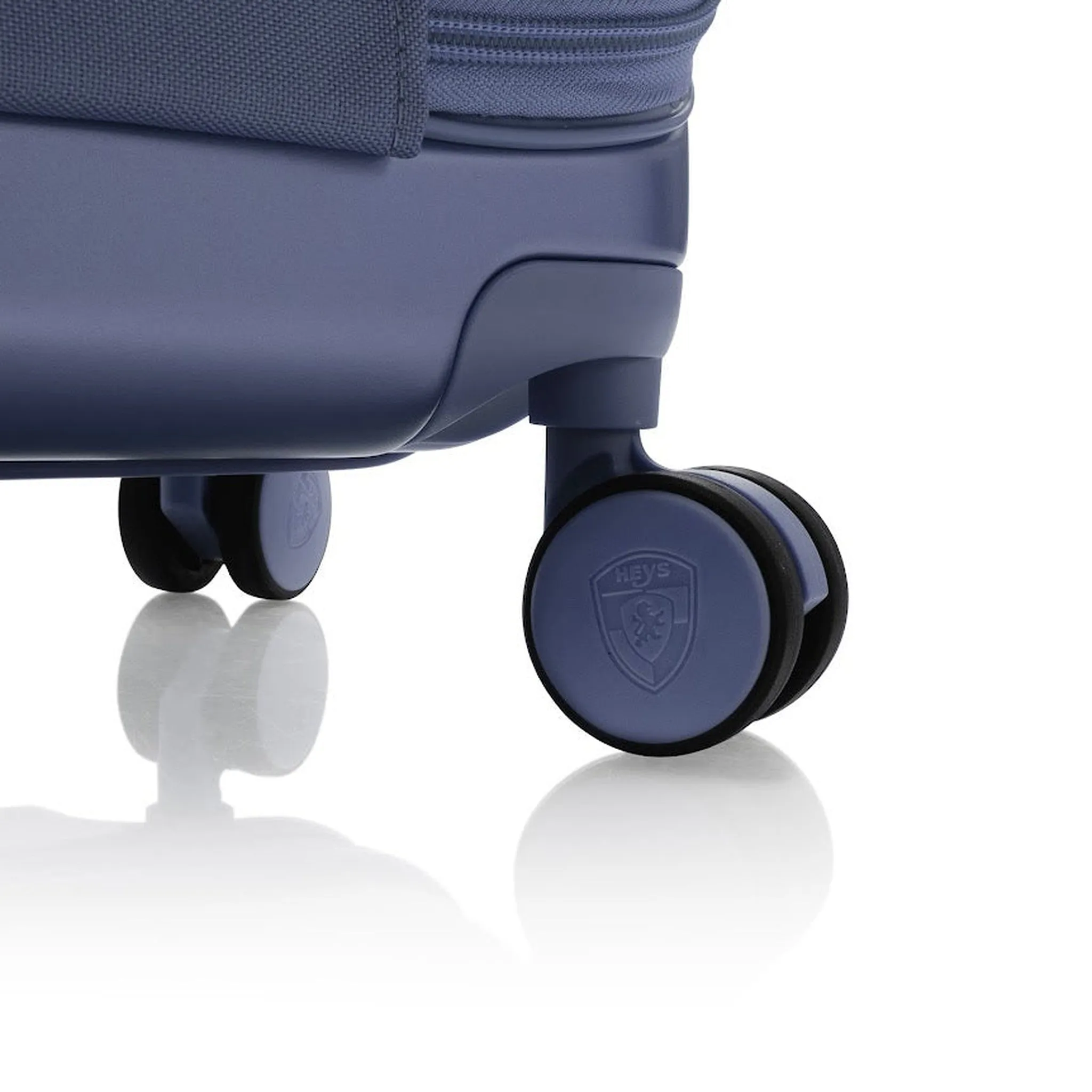 Heys EZ Fashion 21" Spinner