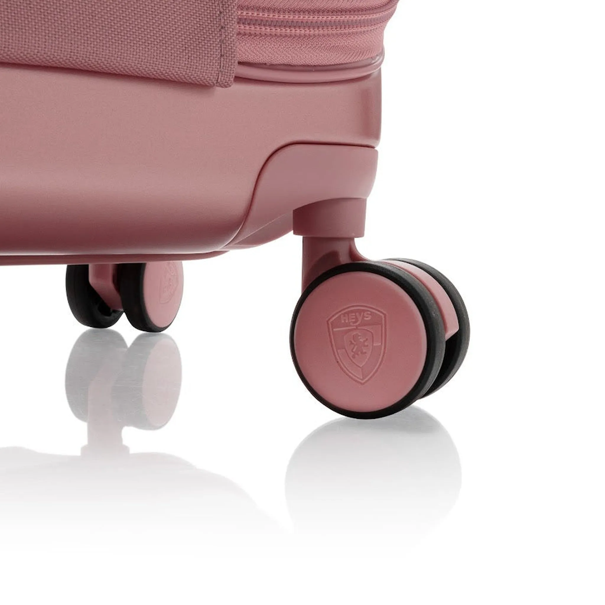 Heys EZ Fashion 21" Spinner