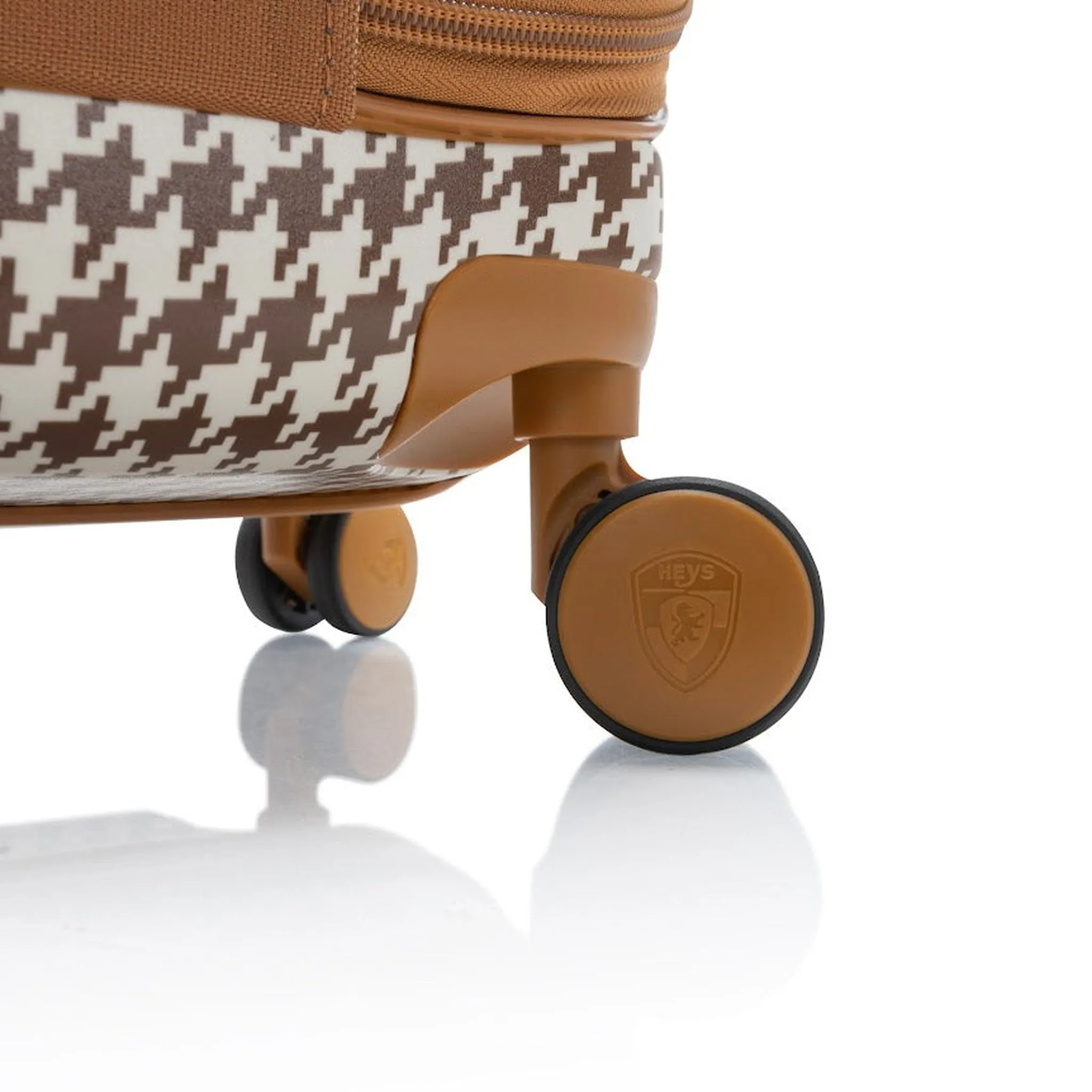 Heys EZ Fashion 21" Spinner