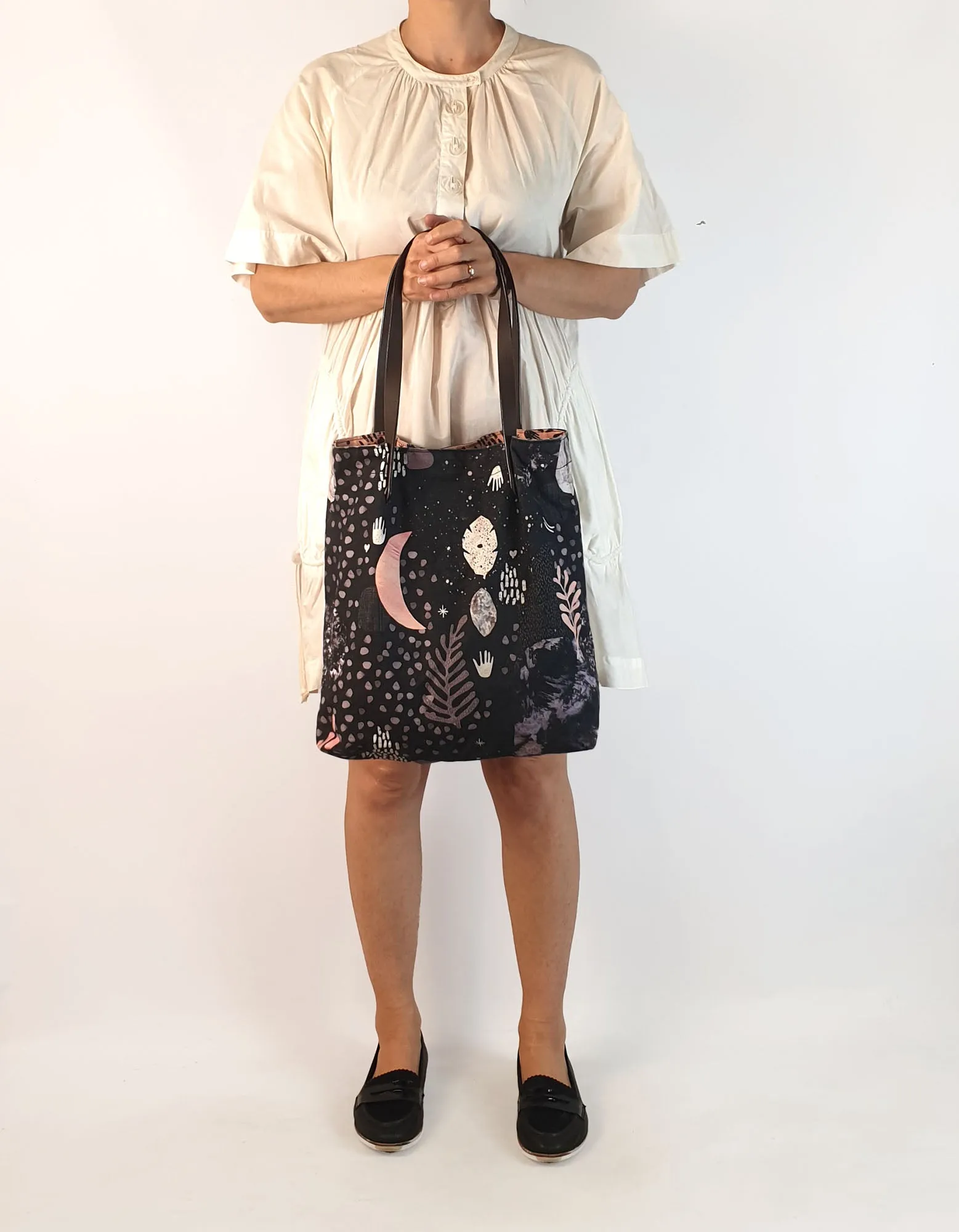 Laura Blythman stunning print tote with leather handles