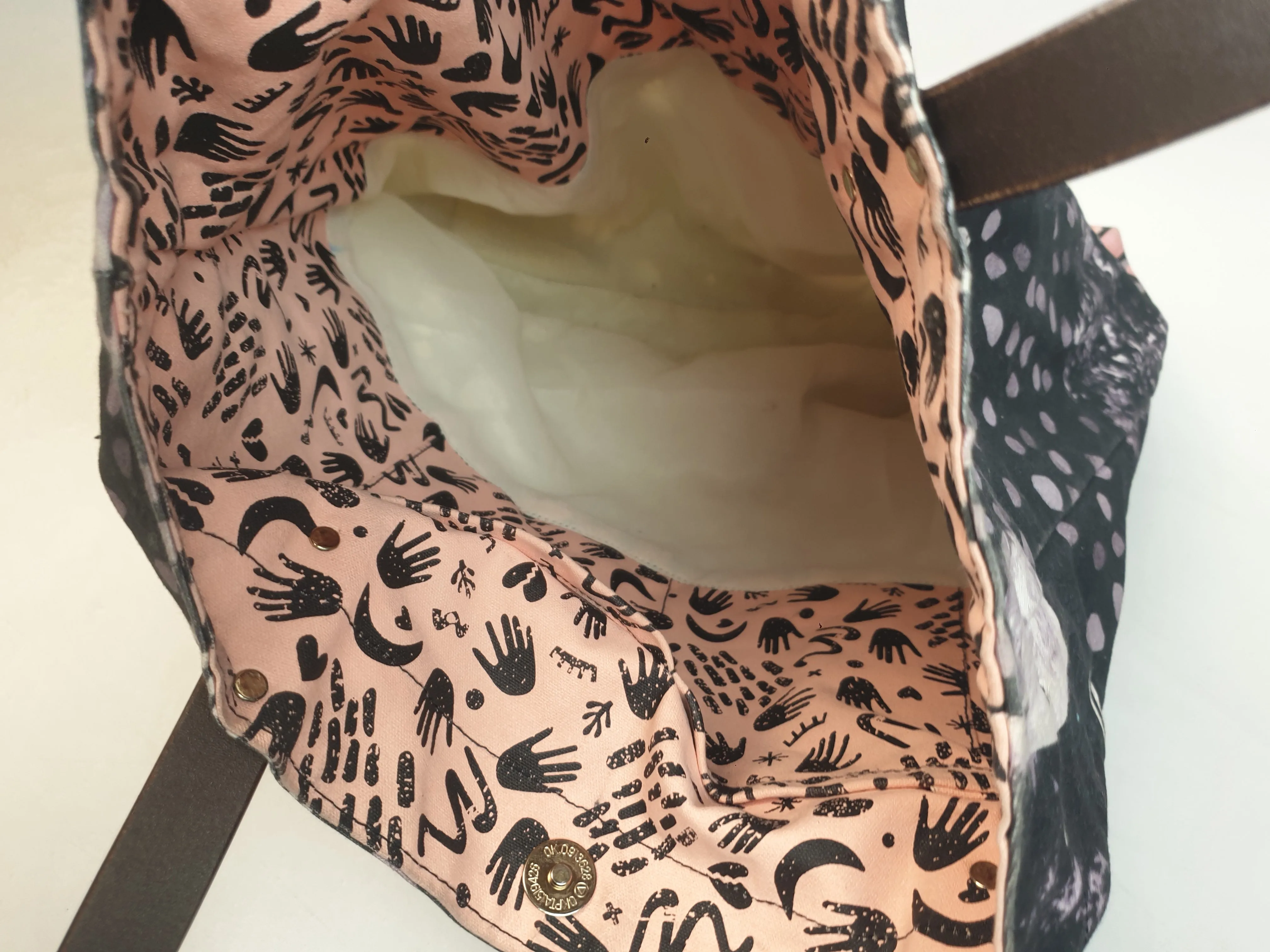Laura Blythman stunning print tote with leather handles