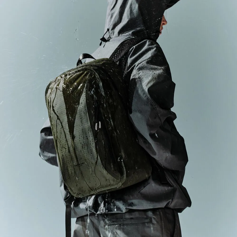 Lightweight DuoSeal Backpack 14