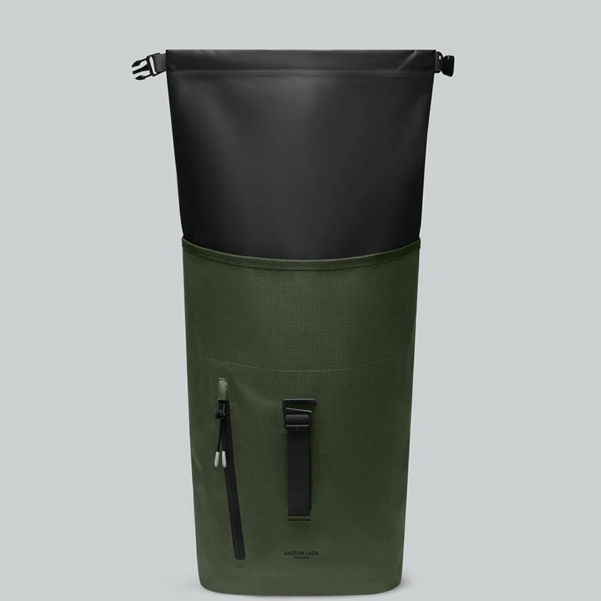 Lightweight DuoSeal Flap Backpack 14