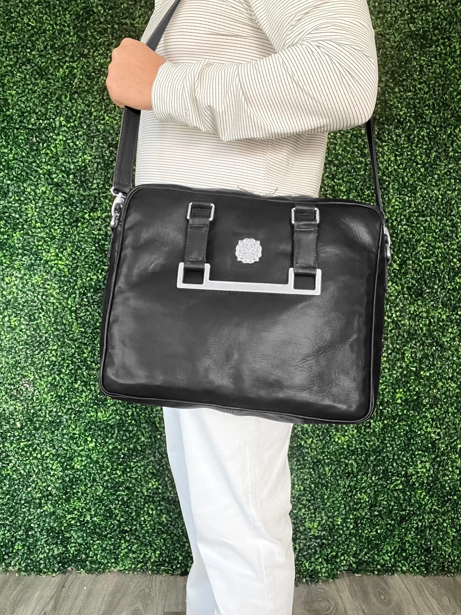 Lotta Pieces | Innovative Leather Briefcase With Metal Handles