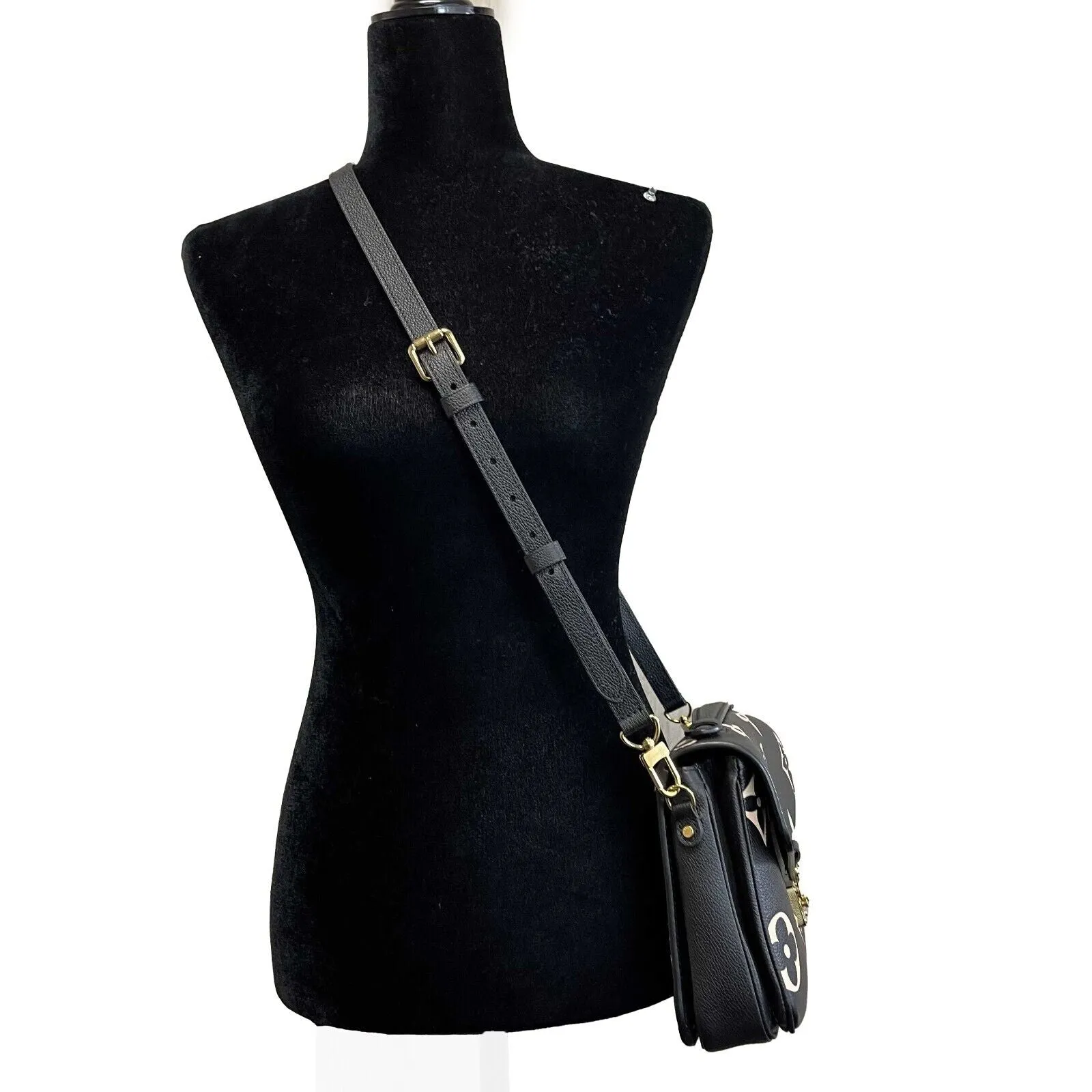 Louis Vuitton Empreinte Monogram Giant Pochette Metis - Black/Beige