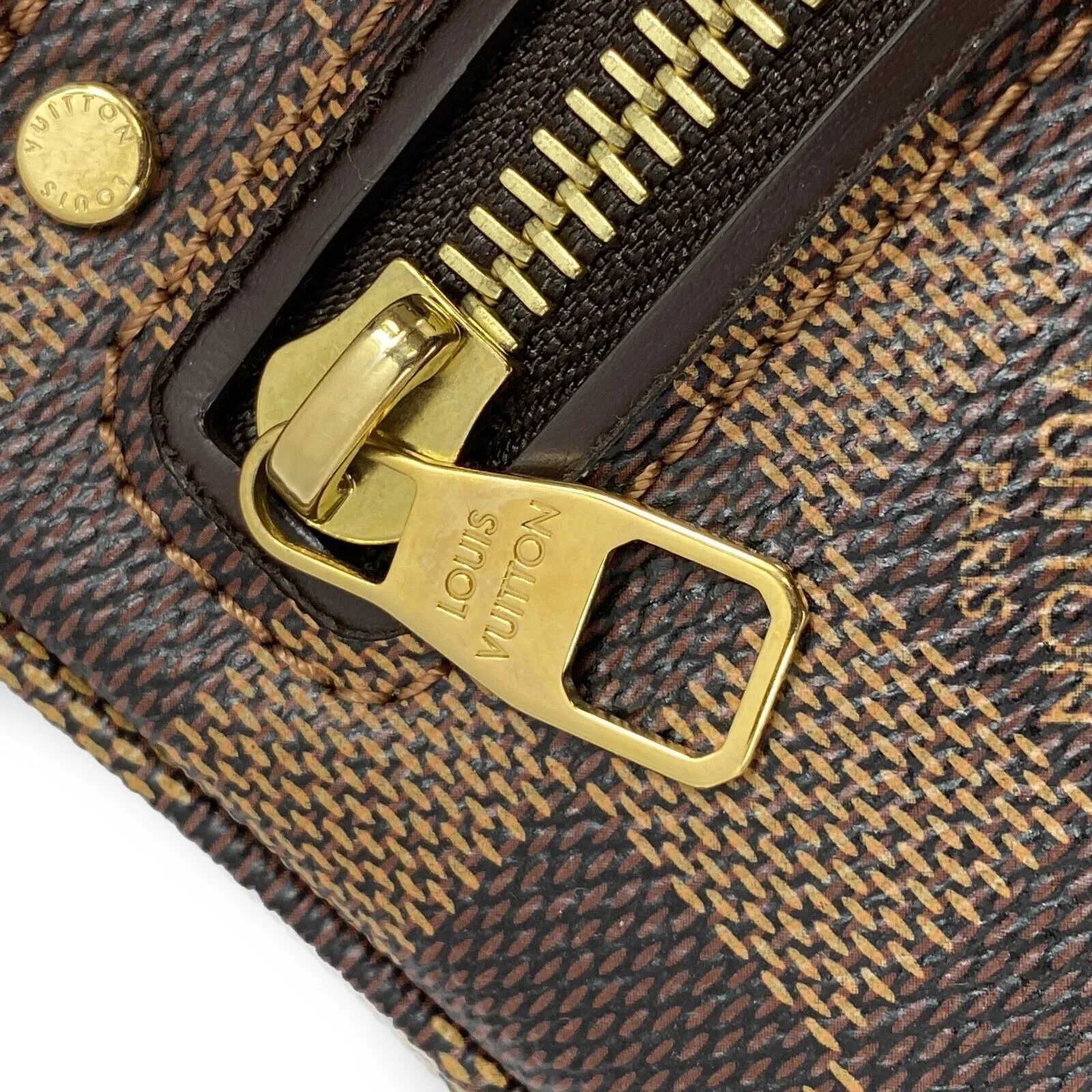 Louis Vuitton - Excellent - Hoxton PM in Damier Ebene - Brown Crossbody
