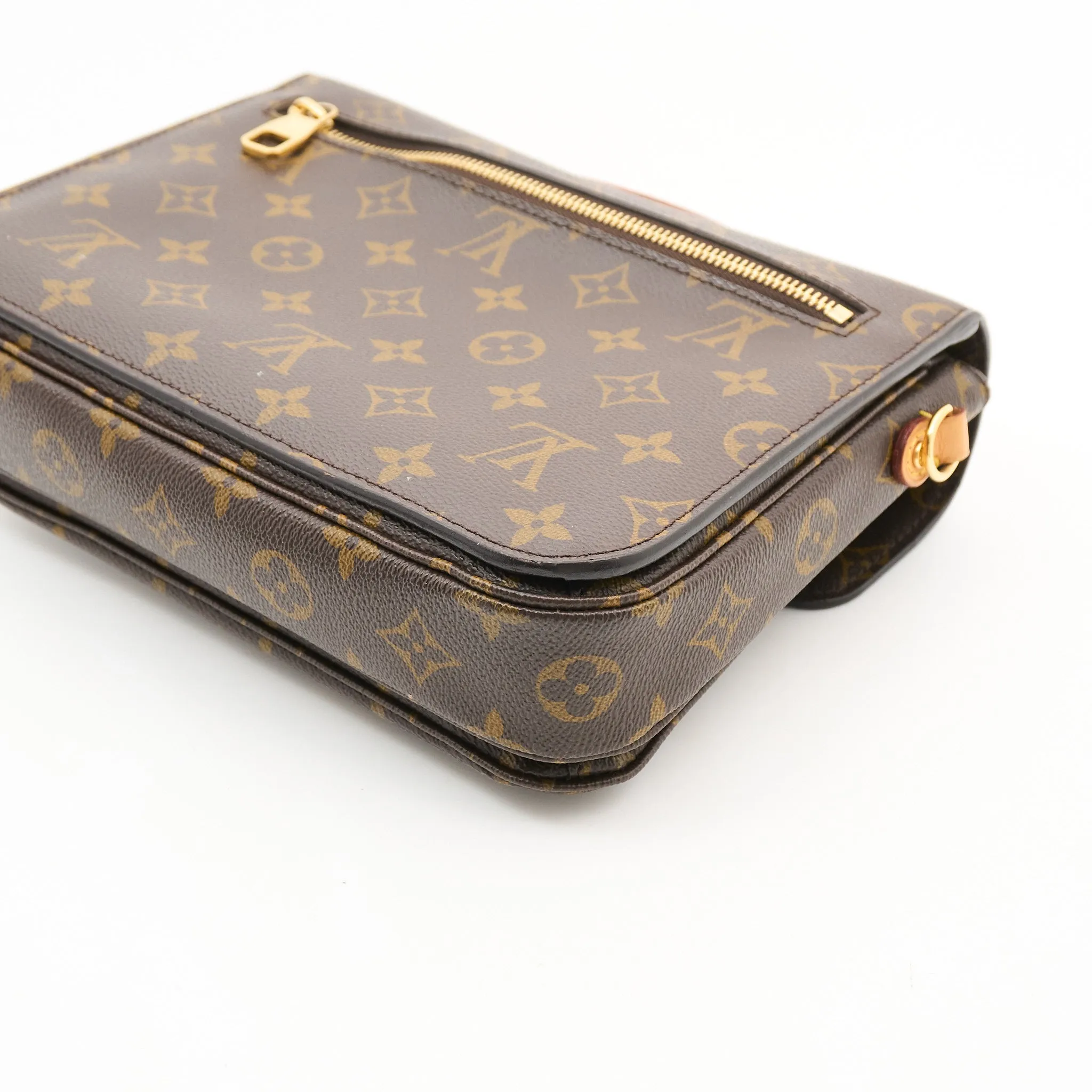 Louis Vuitton Metis Monogram Bag