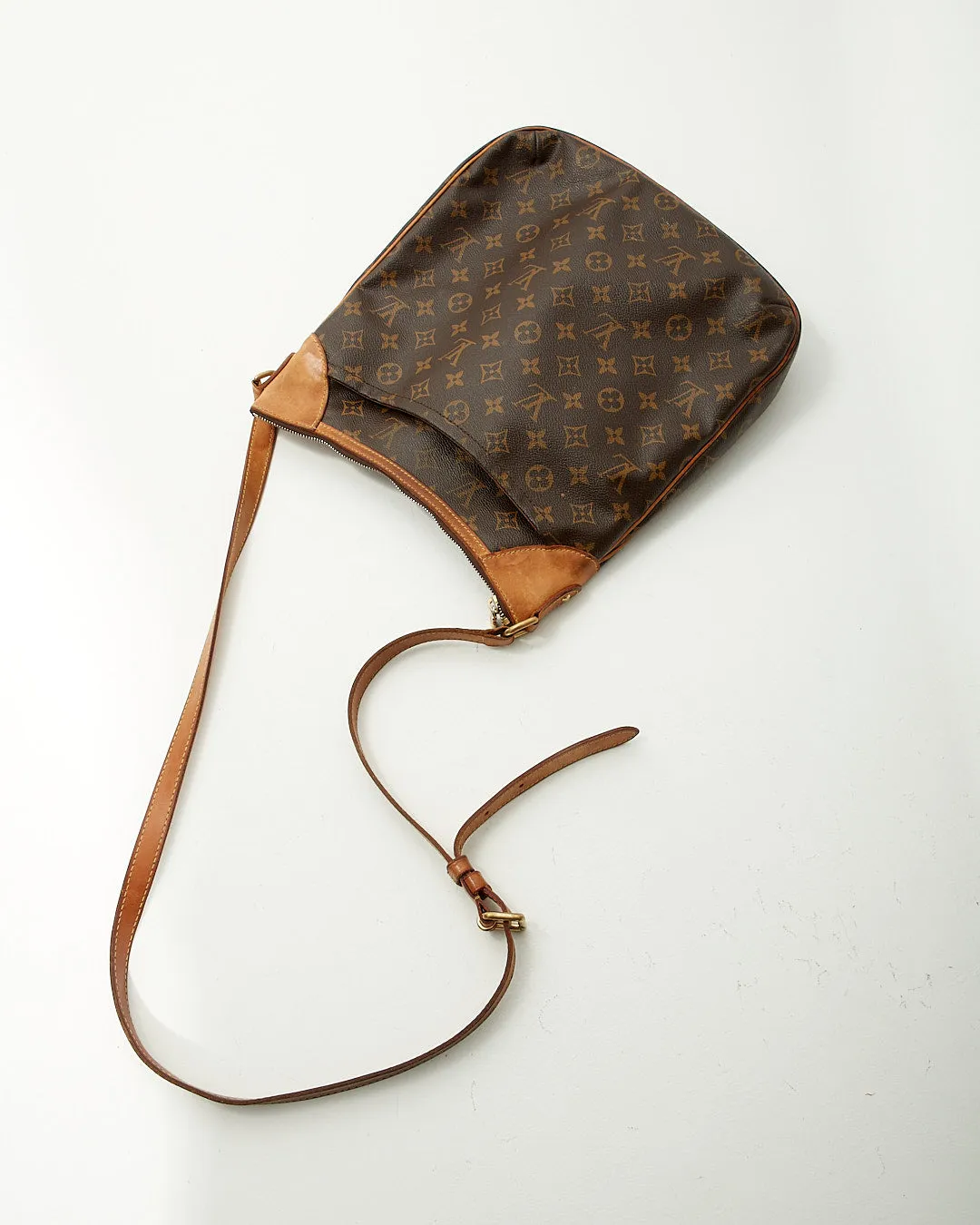 Louis Vuitton Monogram Canvas Odeon MM Messenger Bag