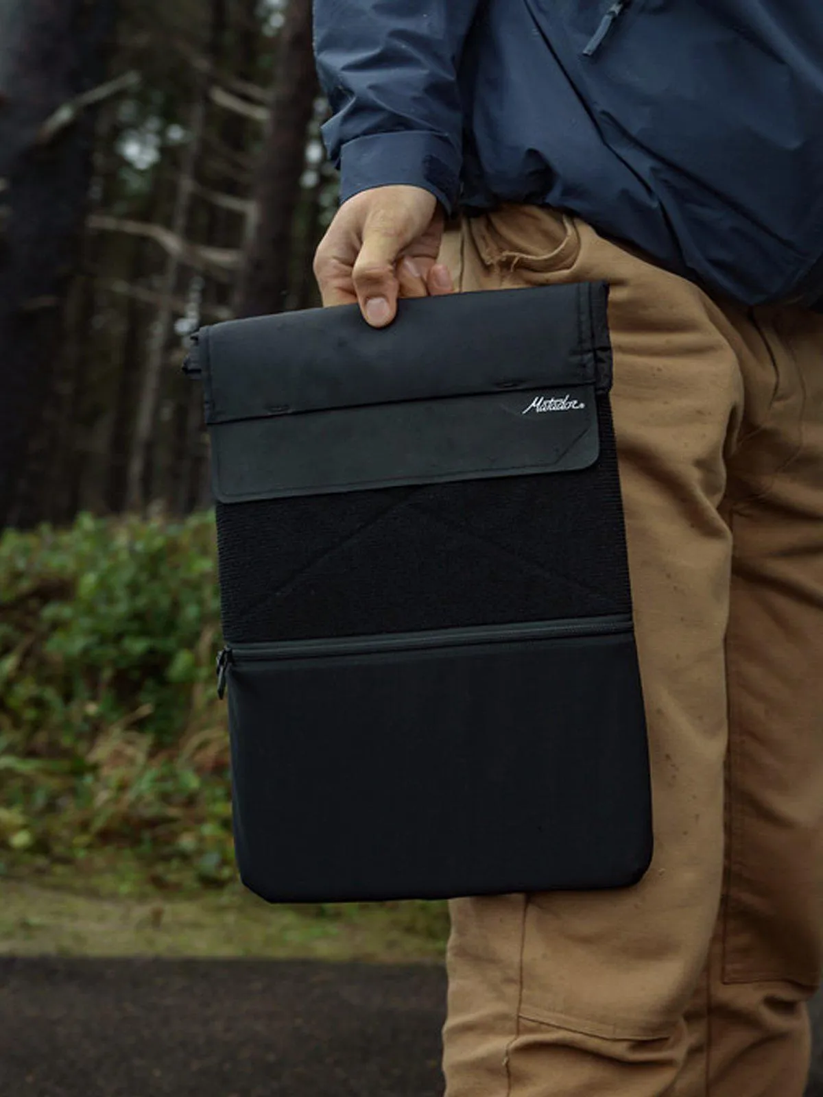 Matador Laptop Base Layer 13 - 16 Inch