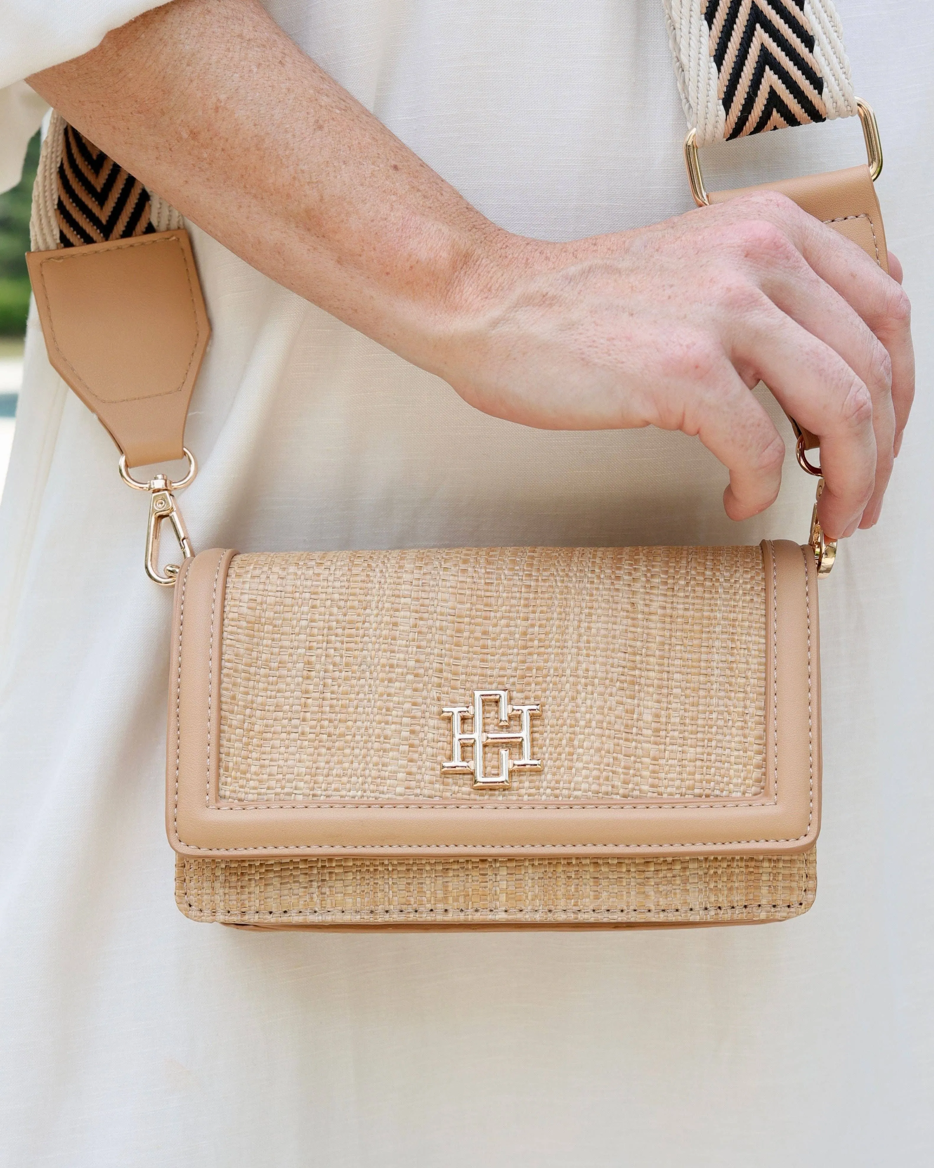 Maverick Crossbody with Pocket Natural Tan