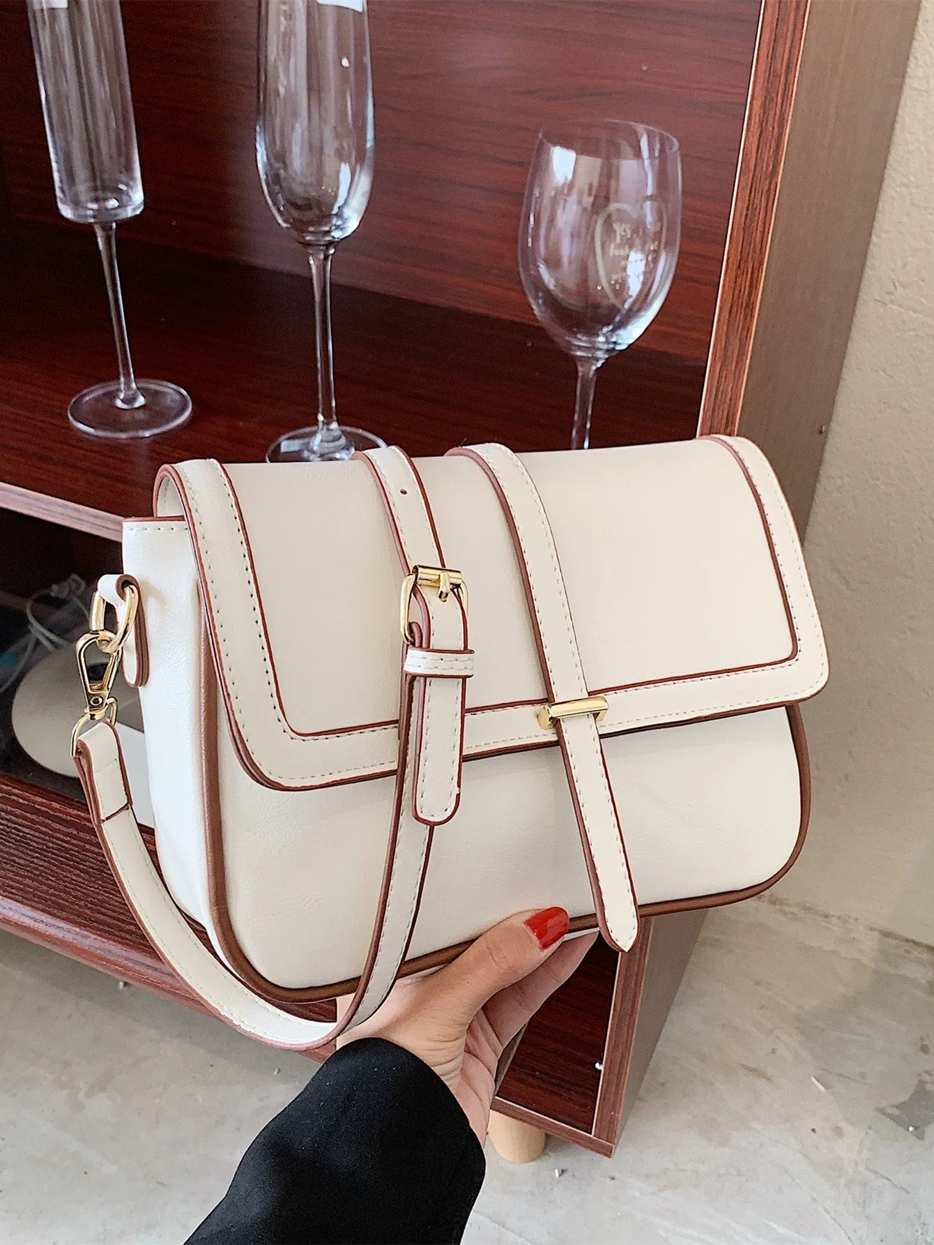 Minimalist Metal Decor Flap Square Bag - White