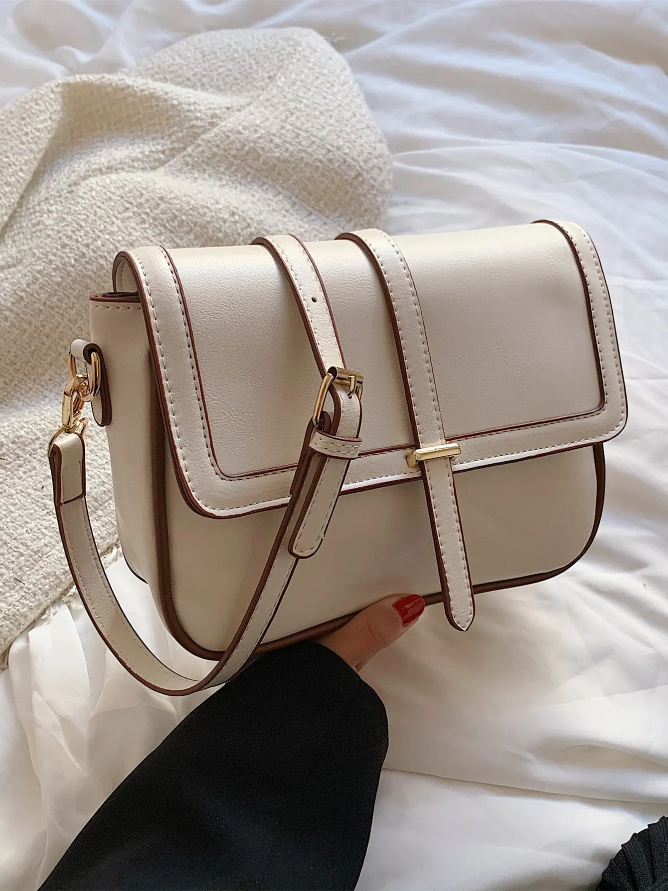 Minimalist Metal Decor Flap Square Bag - White