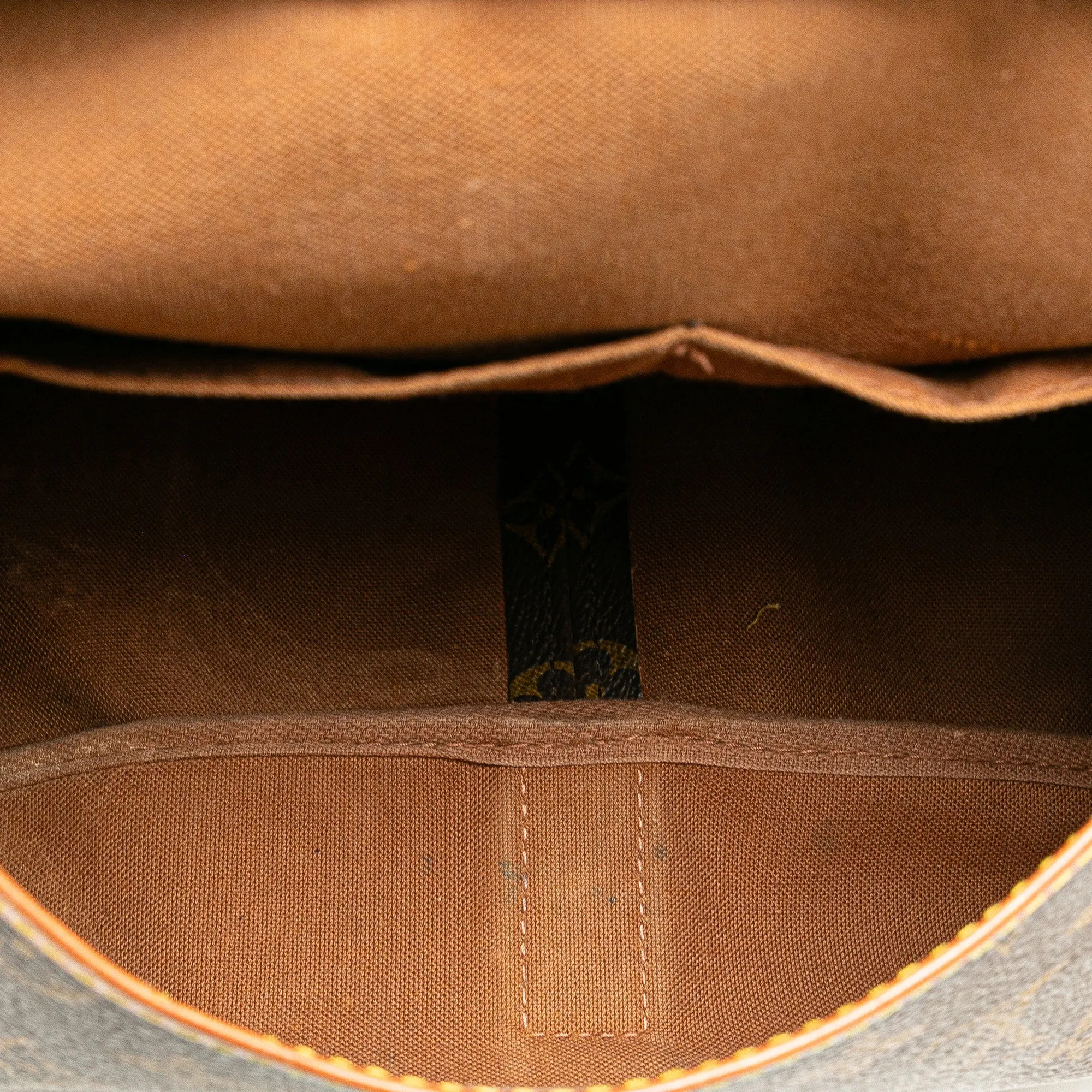 Monogram Saumur 35