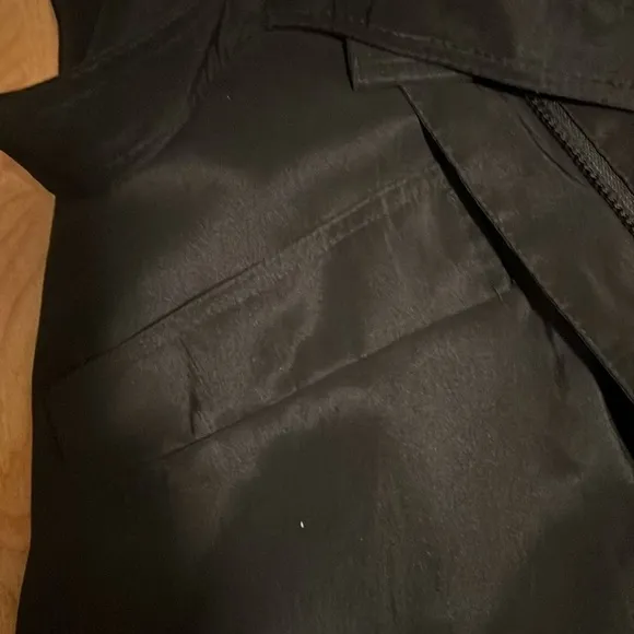 Mycra Pac One knee length lightweight front zip raincoat. Sz 1SM Black w tote