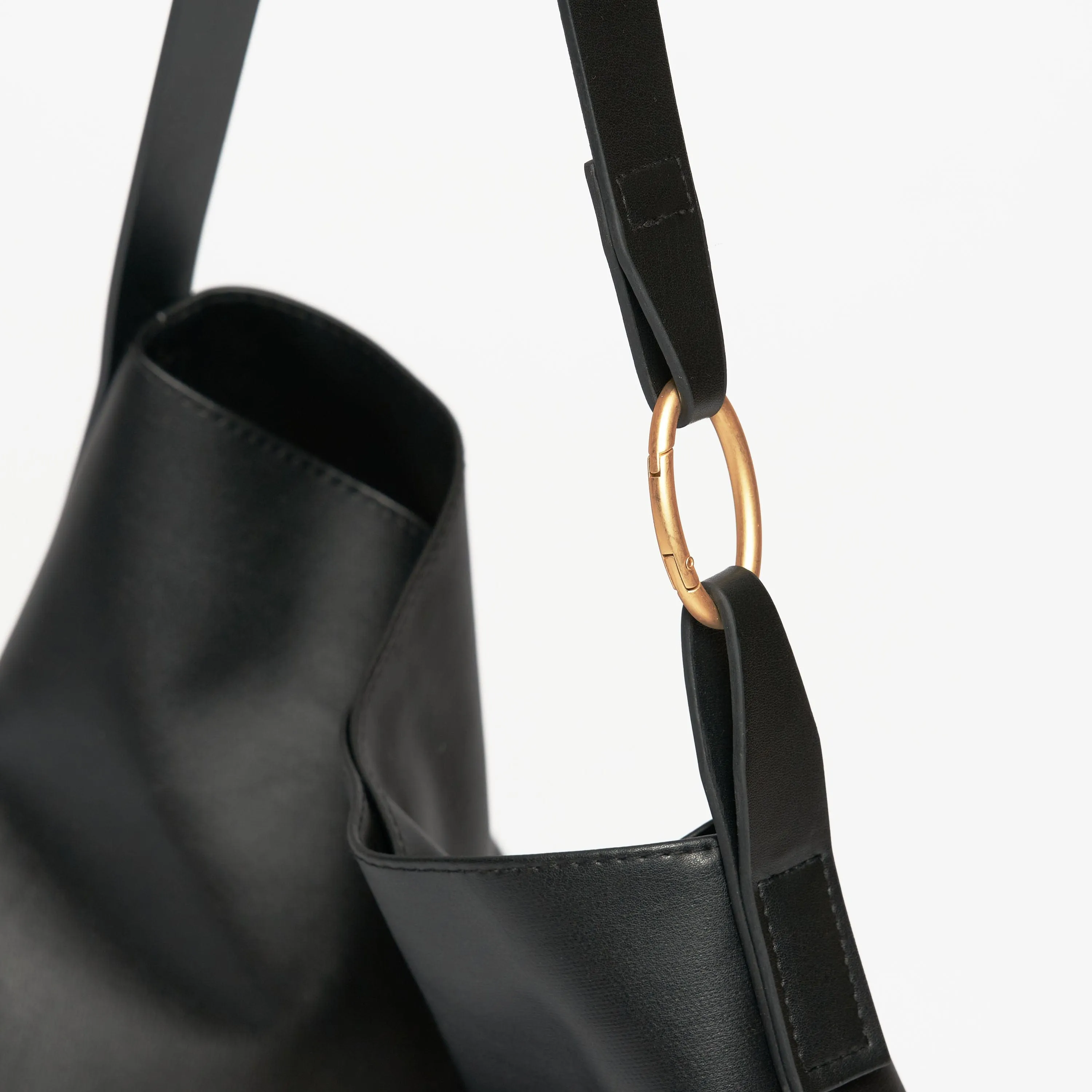 Oleatex Vegan Olive Leather Versatile Tote | Night Black
