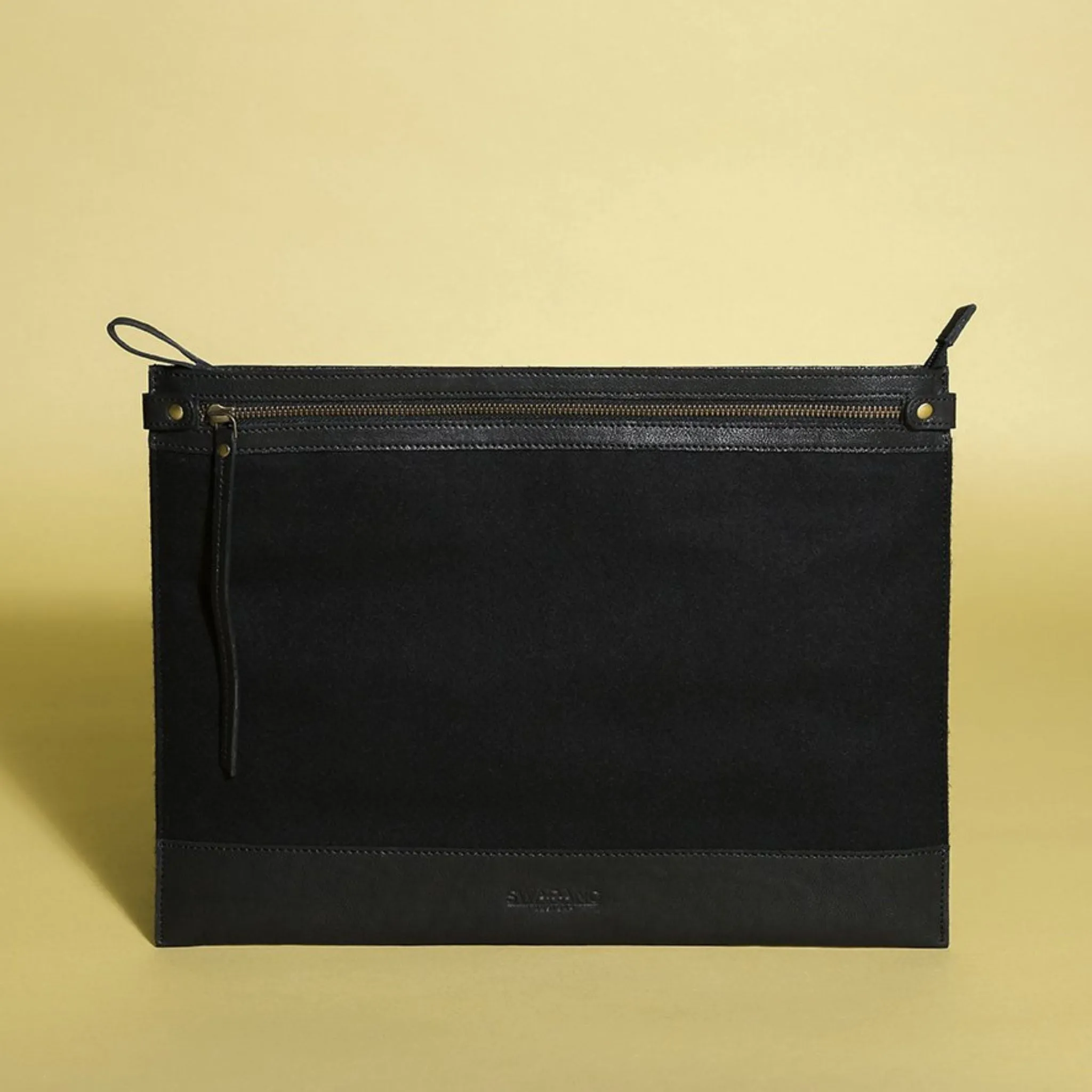 "Kabira" MACBOOK SLEEVE