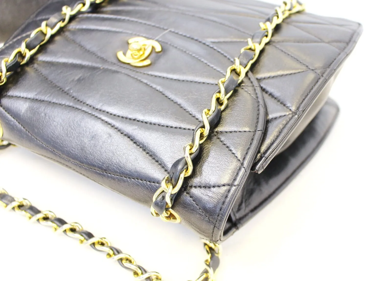 Rare CHANEL Wave Lambskin GHW CC Flap Bag Vintage
