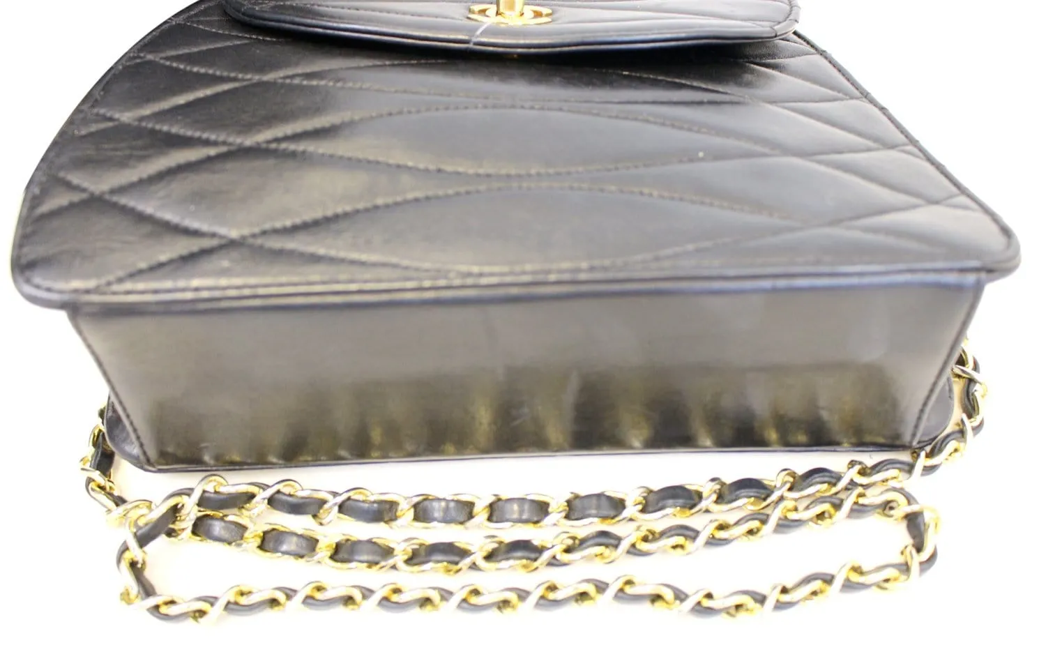 Rare CHANEL Wave Lambskin GHW CC Flap Bag Vintage