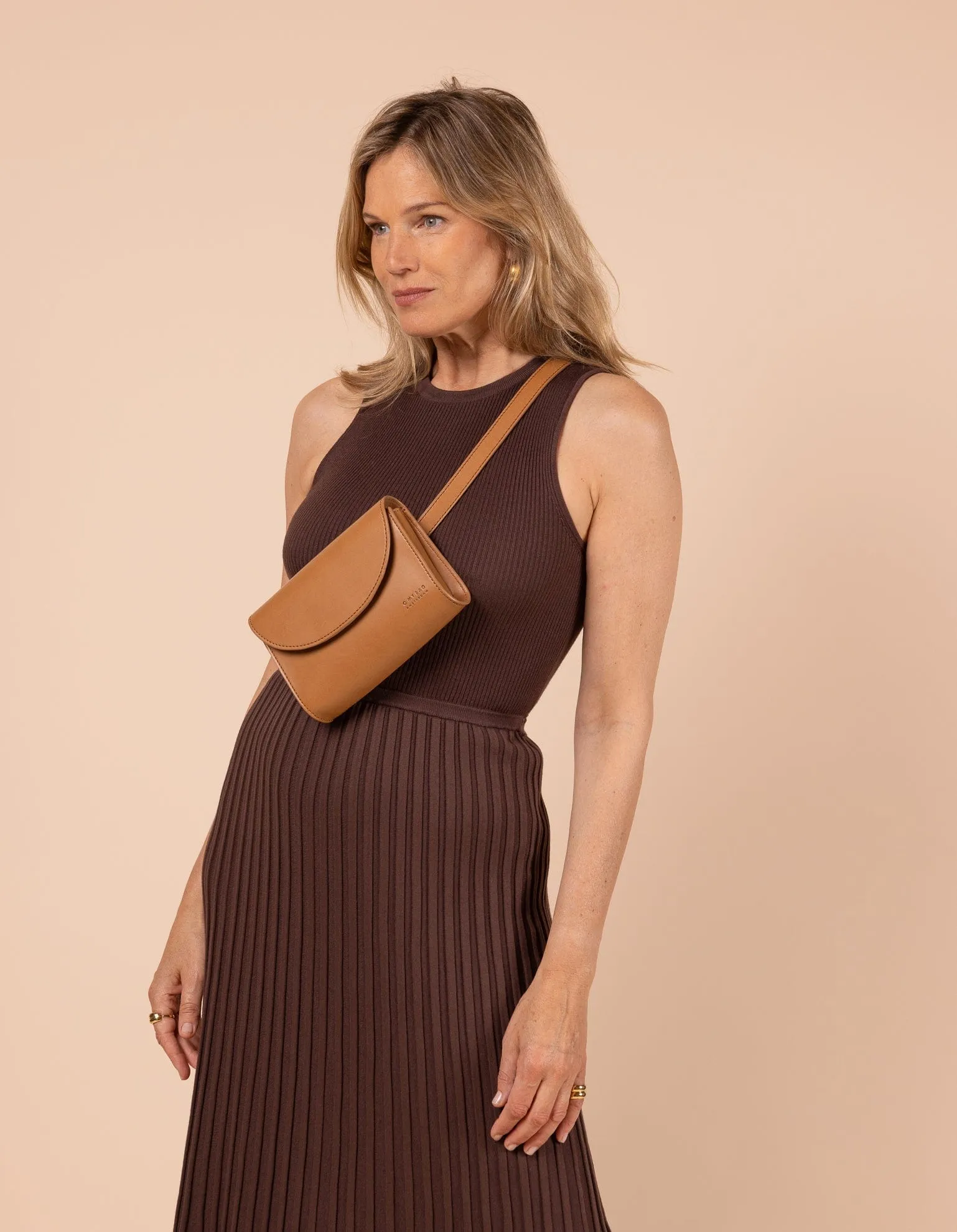 Sanne Apple Leather Vegan Belt Bag | Cognac
