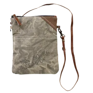 Seeds Passport Bag