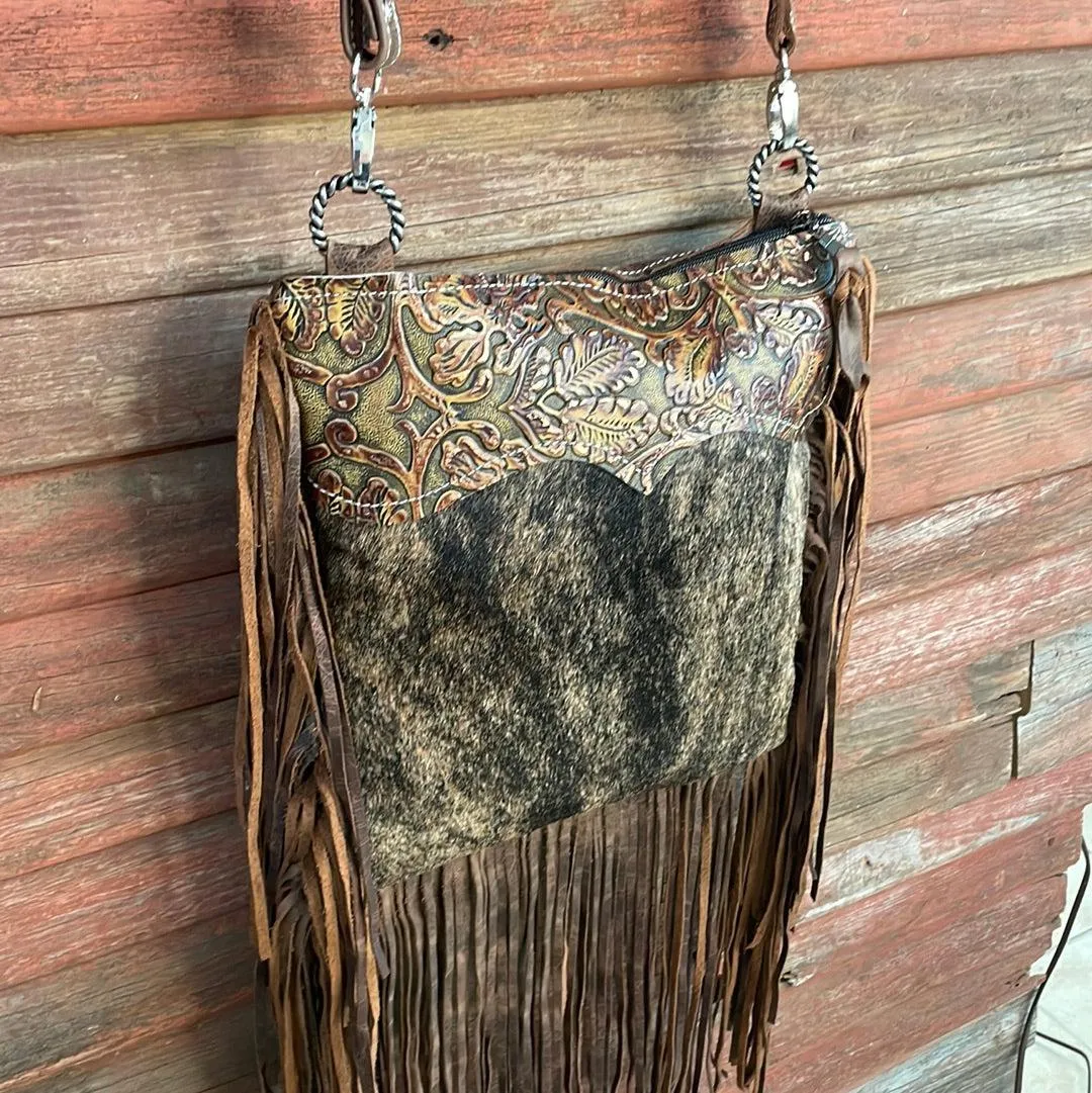 Shania - Brindle w/ Wyoming Tool
